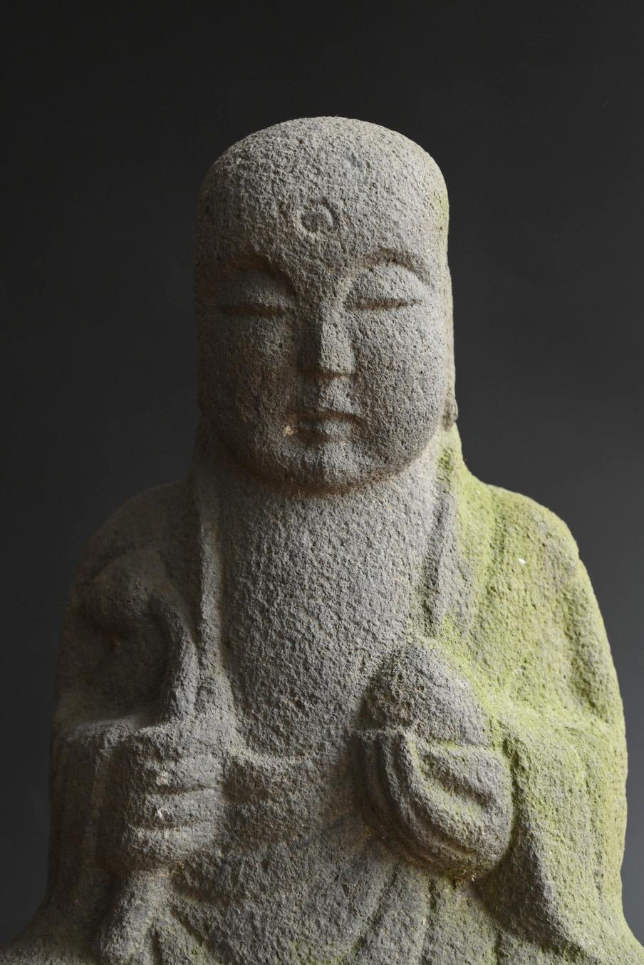 Japanese antique stone Buddha/Jizo Bodhisattva/Edo period/1750-1868 In Good Condition In Sammu-shi, Chiba