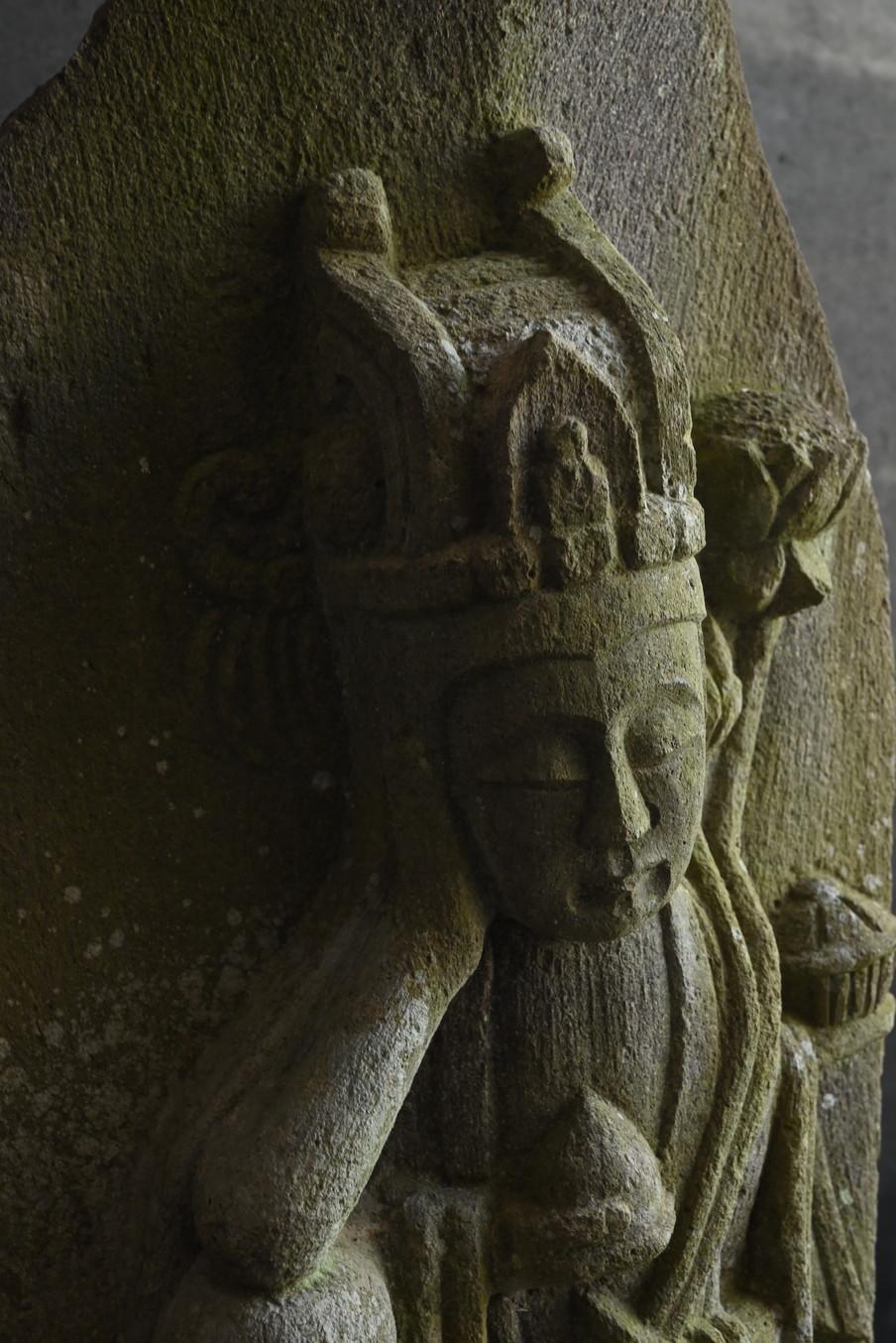 Antico Buddha giapponese in pietra /Kannon Bodhisattva / fine XIX-inizio XX secolo in vendita 3