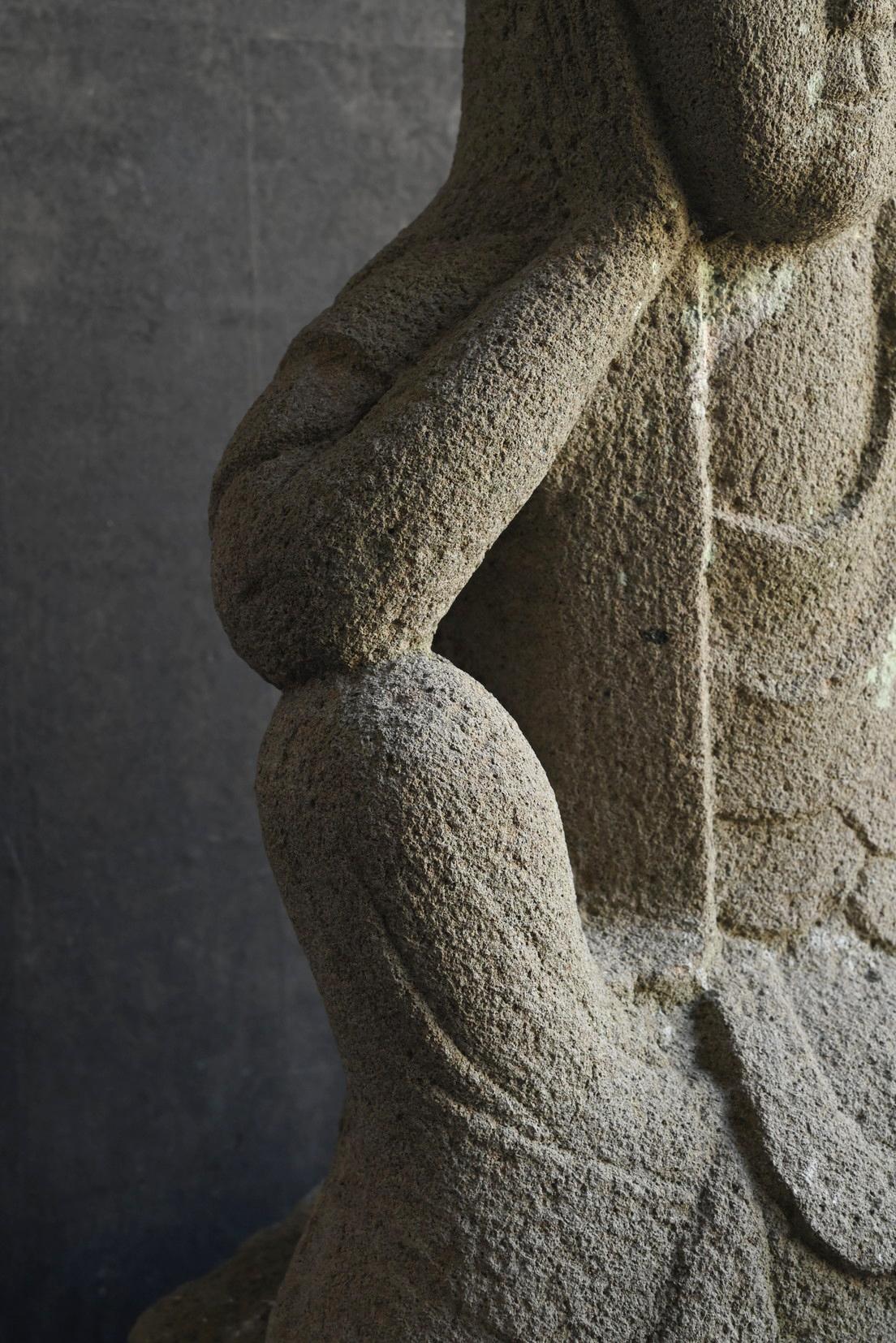 Pierre Bouddha japonais antique en pierre 