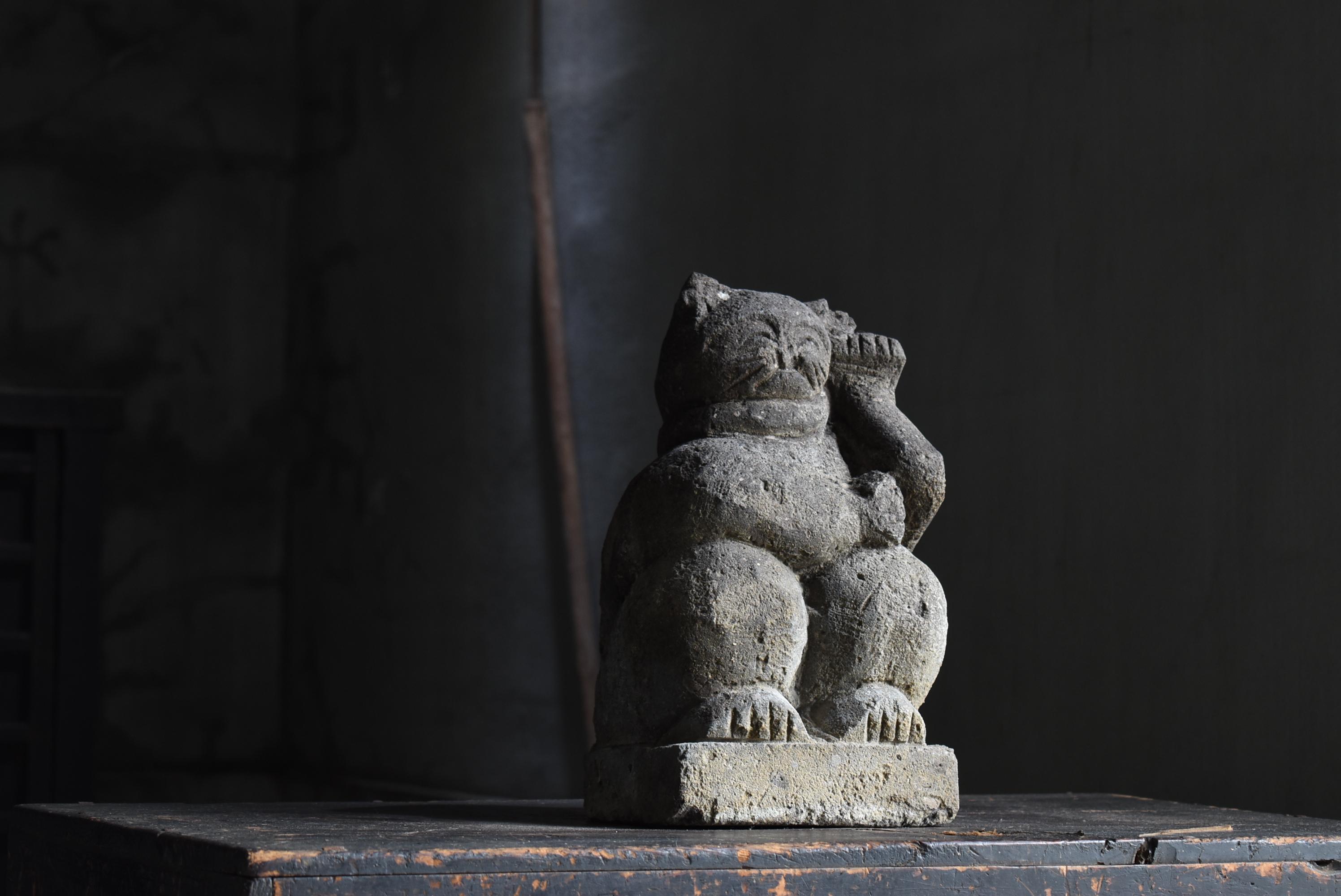 Japanese Antique Stone Carving Maneki Neko 1800s-1860s / Beckoning Cat Wabi Sabi 9