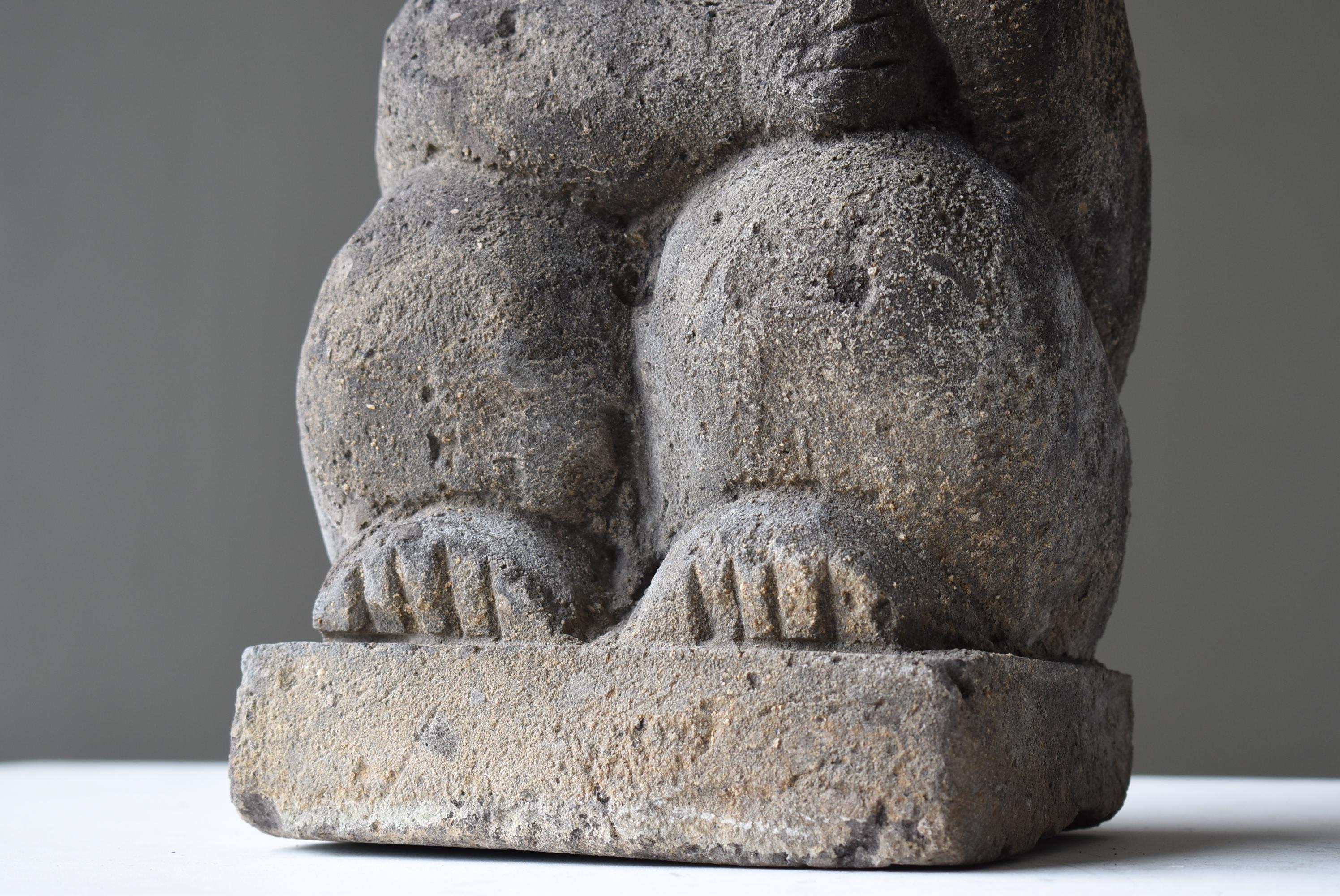 19th Century Japanese Antique Stone Carving Maneki Neko 1800s-1860s / Beckoning Cat Wabi Sabi