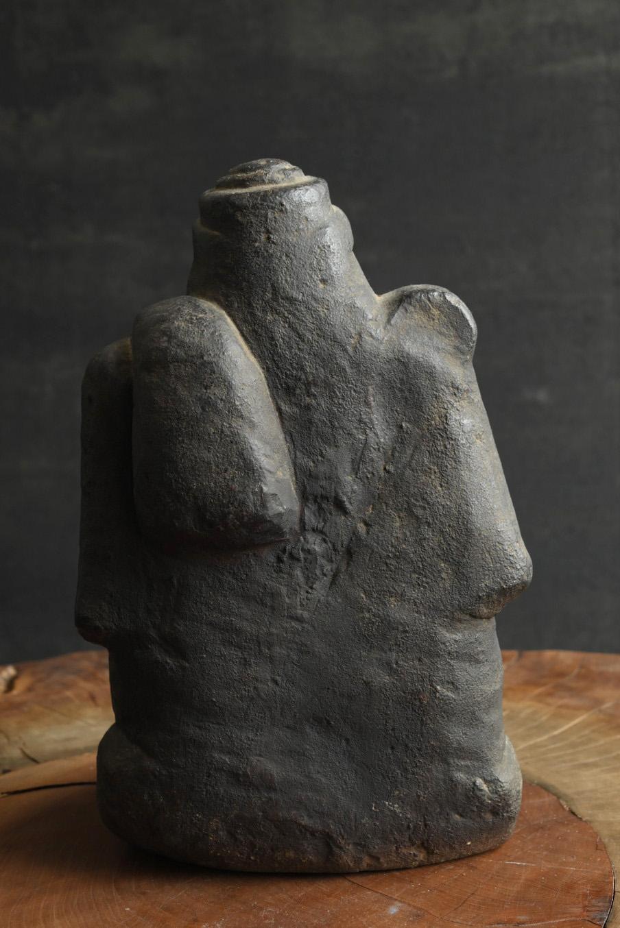 Japanese antique stone god/[Daikokuten]/Stone Buddhas from the Edo period For Sale 5