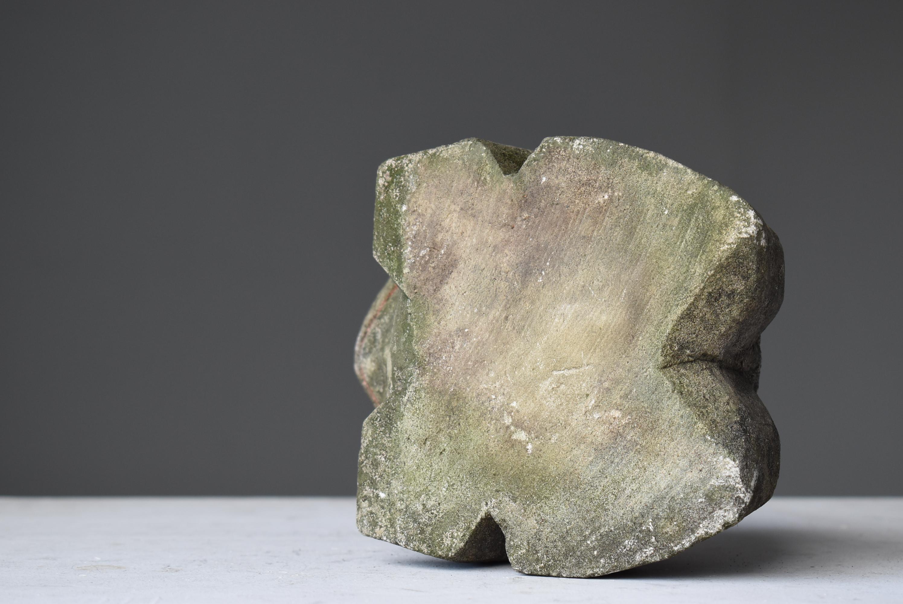 Japanese Antique Stone Statue Frog 1860s-1920s / Sculpture Wabisabi For Sale 8