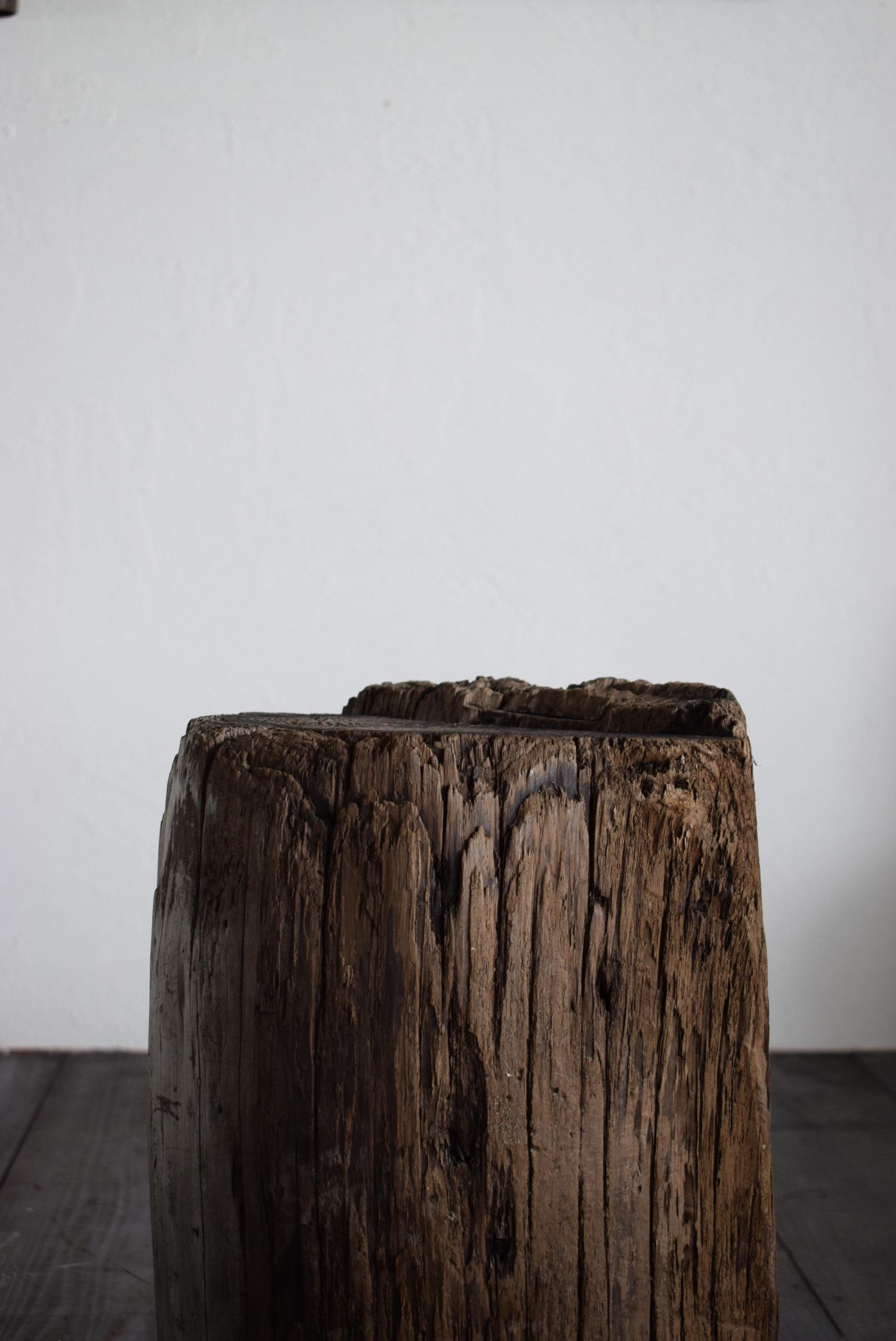 Japanese antique stool / wood stool wabi-sabi stool For Sale 5