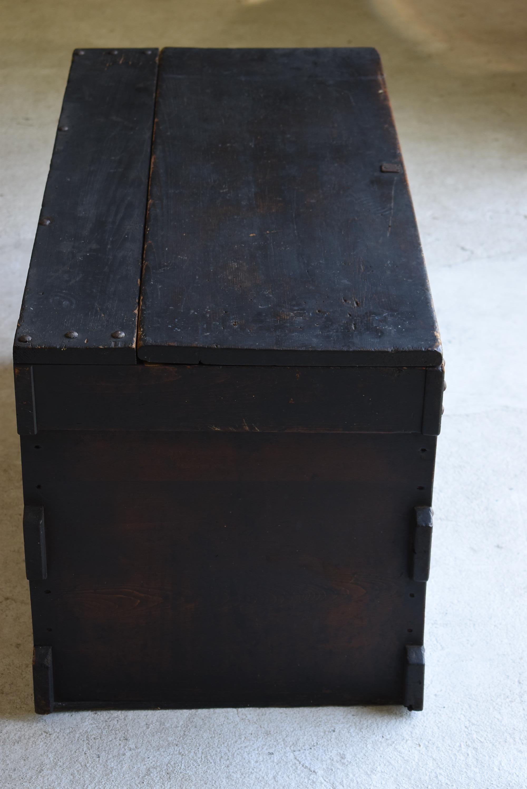 Japanese Antique Storage Box 1860s-1900s / Tansu Sofa Table Wabisabi 7