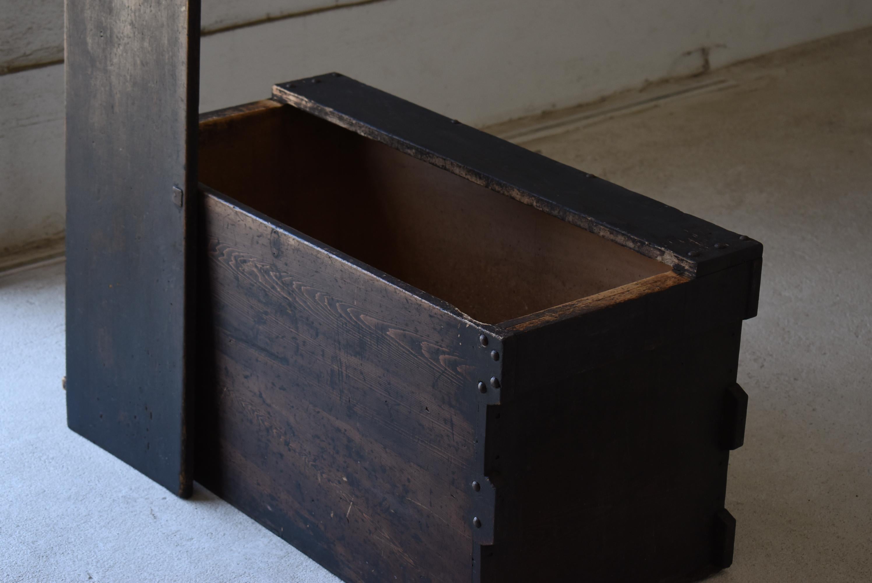 Japanese Antique Storage Box 1860s-1900s / Tansu Sofa Table Wabisabi 3