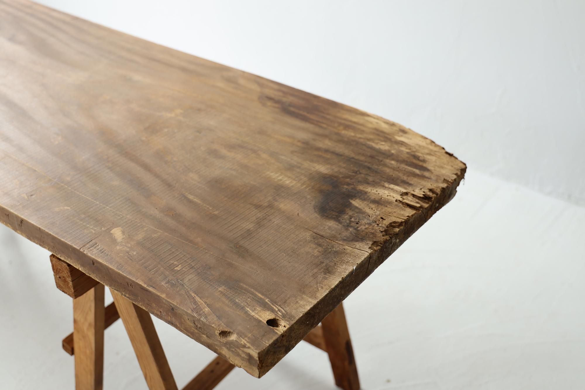 Antiker japanischer antiker Tisch, Tisch Primitiv Wabi Sabi Mingei (20. Jahrhundert) im Angebot