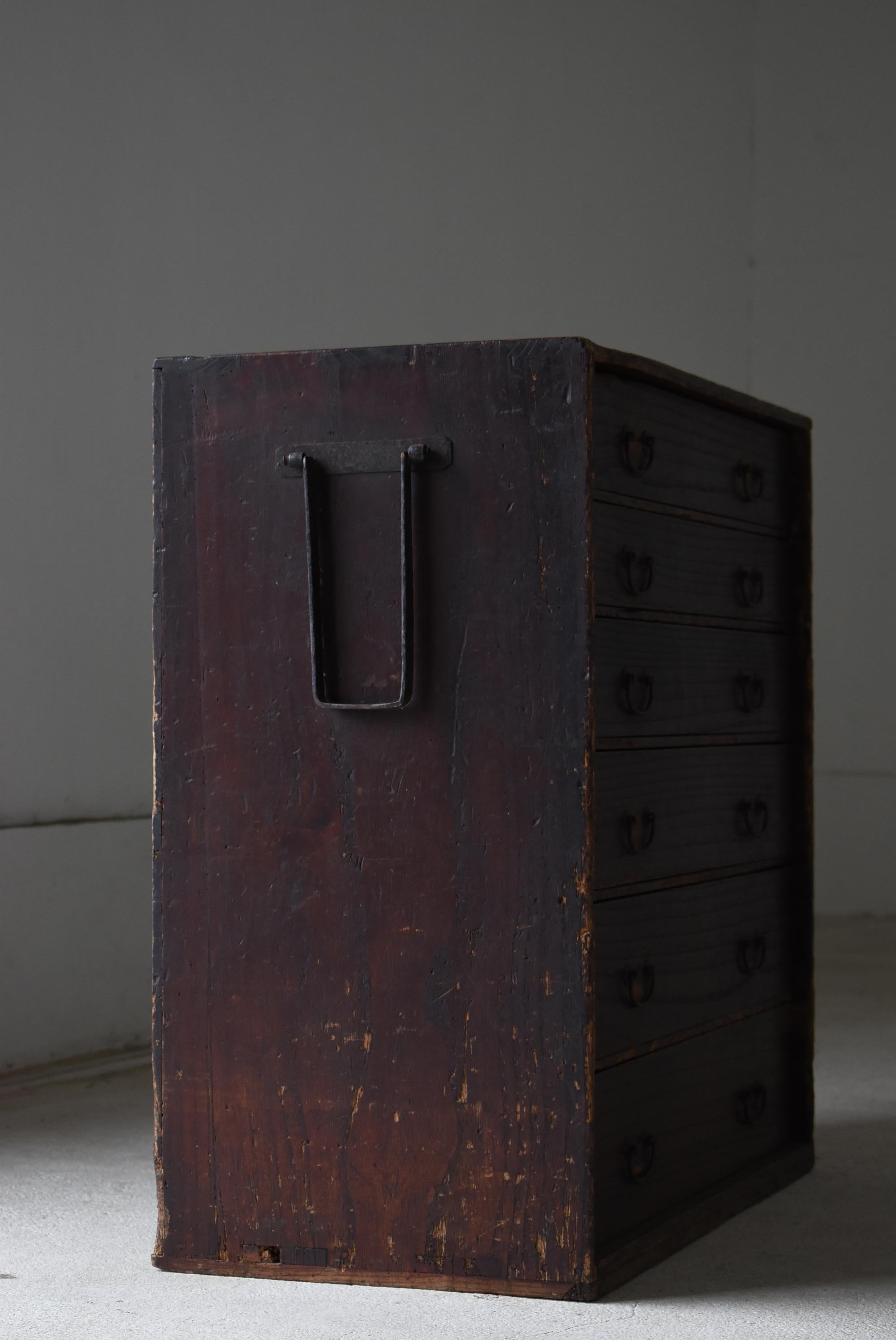 Japanese Antique Tansu 1860s-1900s / Chest of Drawer Cabinet Wabisabi Mingei For Sale 9