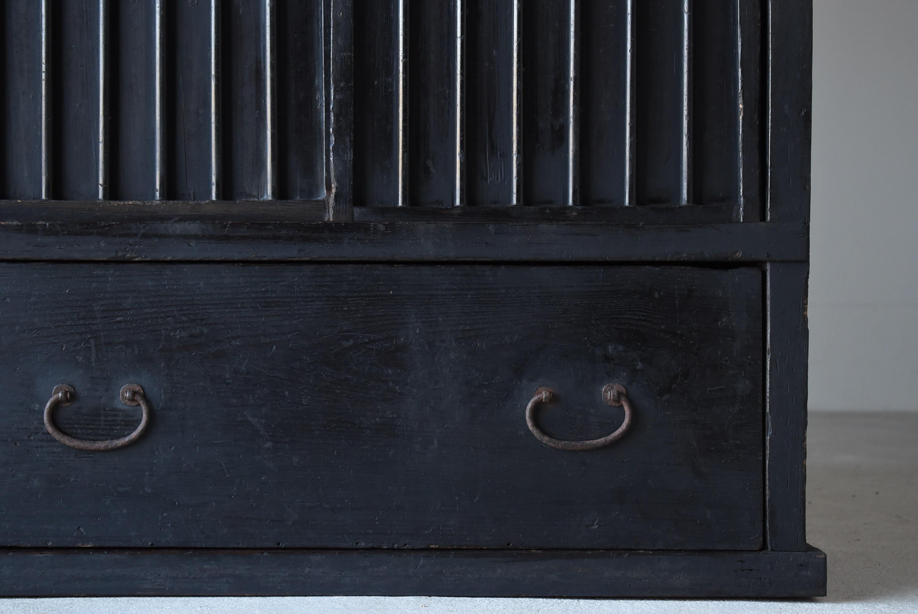 Japanese Antique Tansu 1860s-1900s/Chests of Drawers Shelf Cabinet Wabisabi In Good Condition In Sammu-shi, Chiba