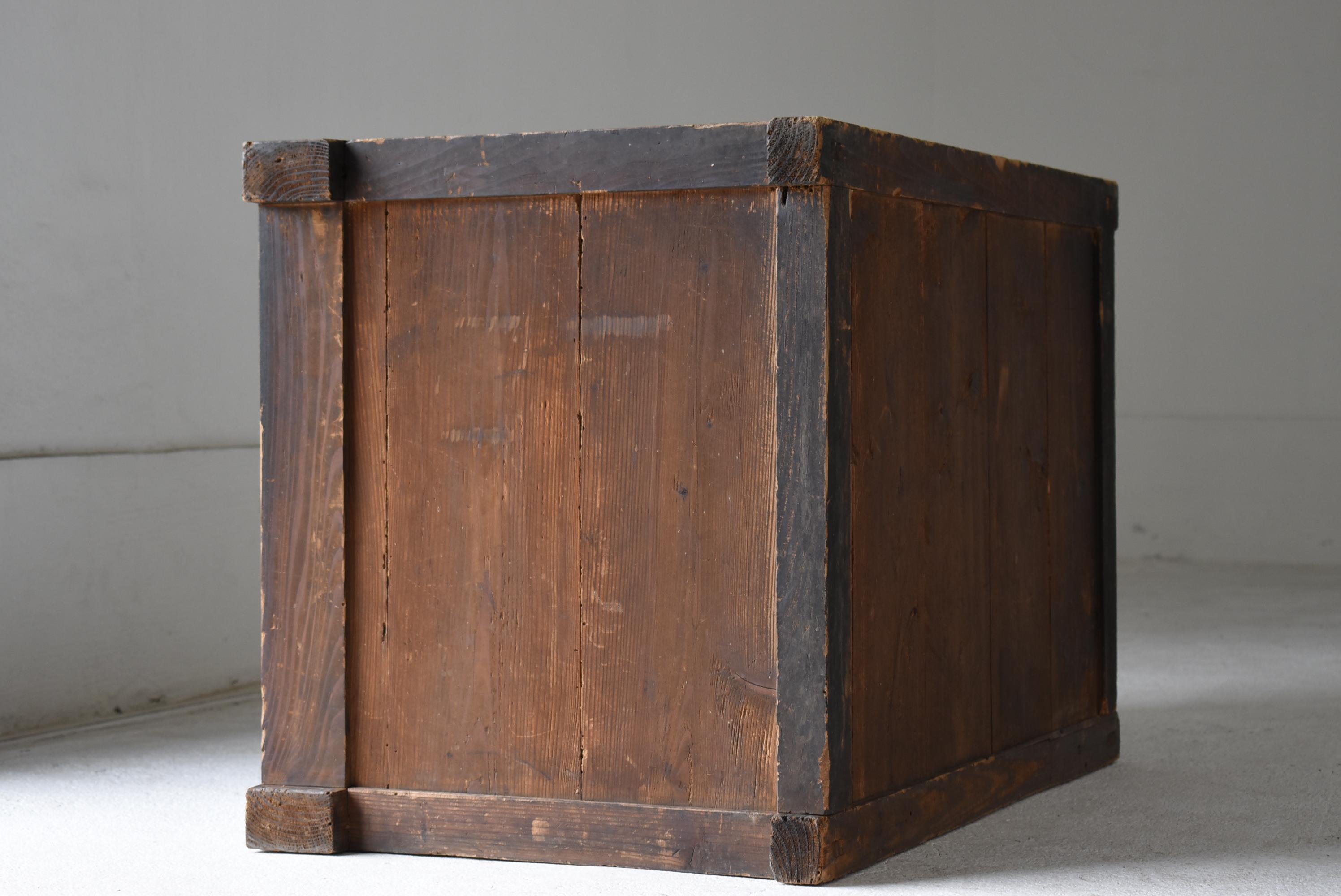 Japanese Antique Tansu 1860s-1900s / Sideboard Cabinet Wabi Sabi en vente 5