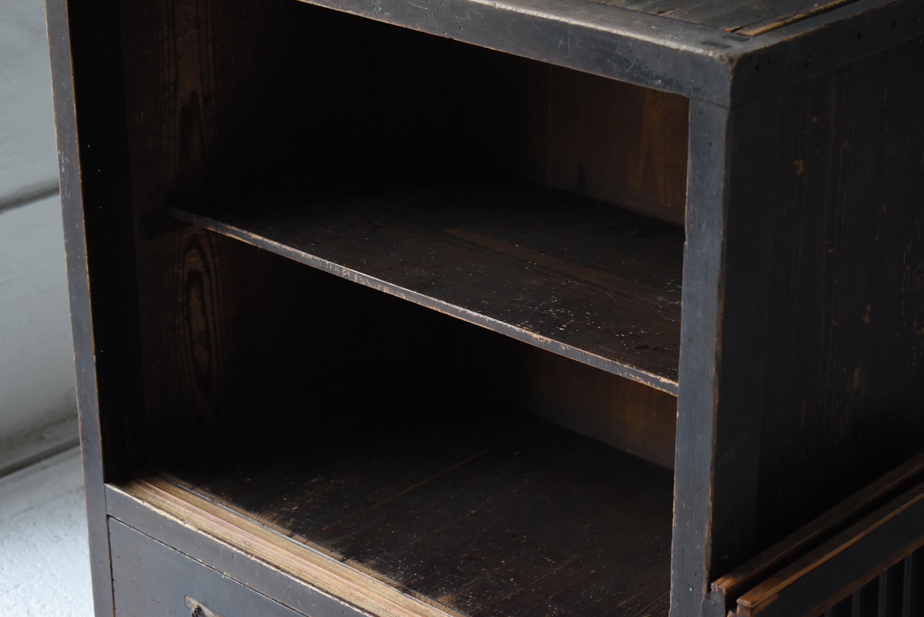 Antico Tansu giapponese del 1860-1900 / Credenza Wabisabi in vendita 3