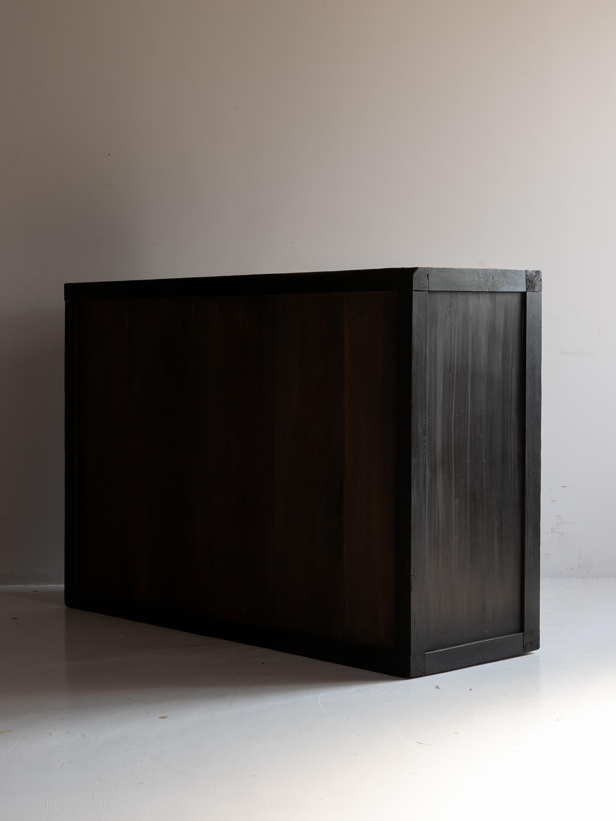 Japanese Antique Tansu 1860s-1900s / Sideboard Wabi Sabi #01 For Sale 7
