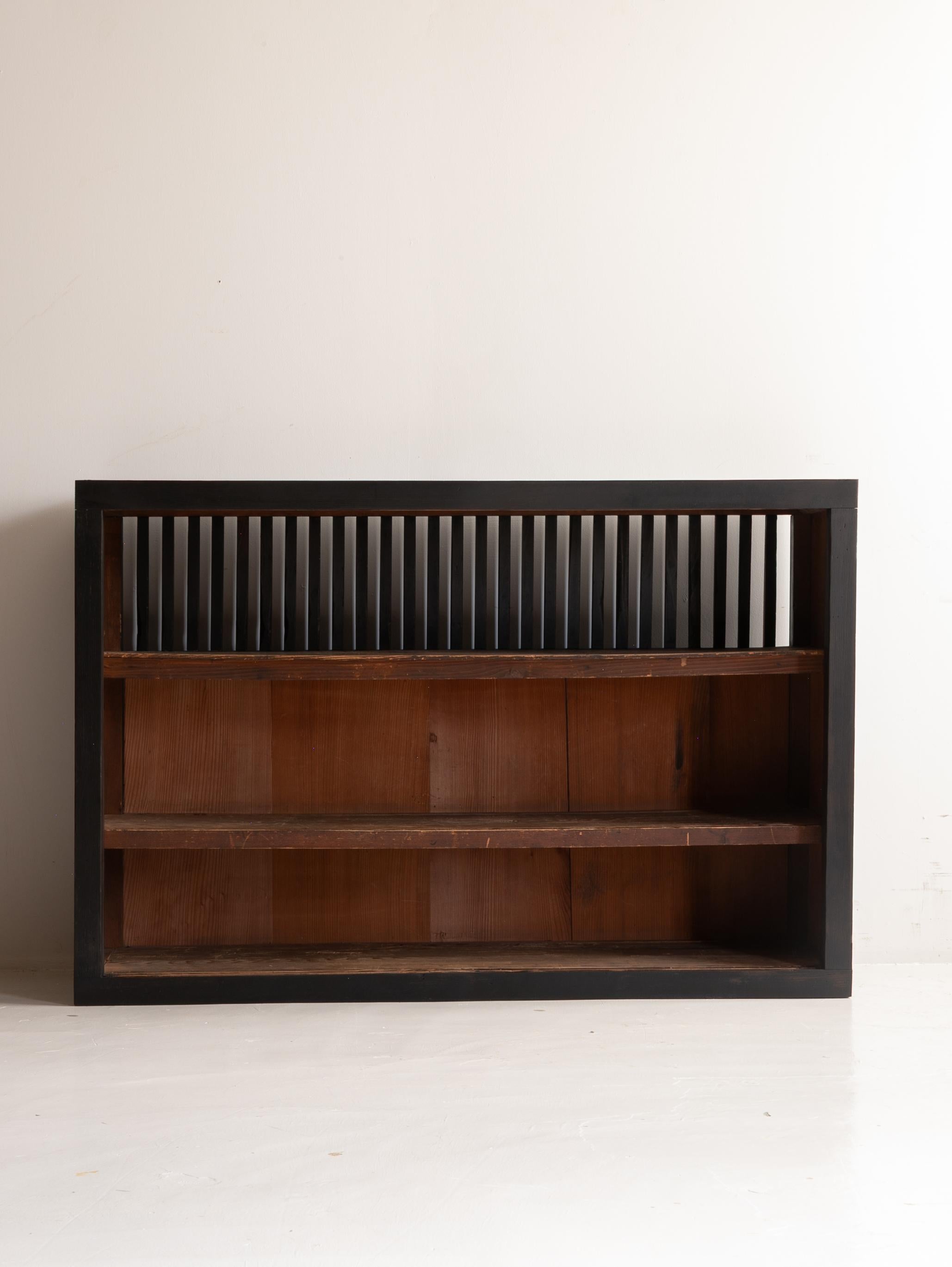 Japanese Antique Tansu 1860s-1900s / Sideboard Wabi Sabi #02 For Sale 2