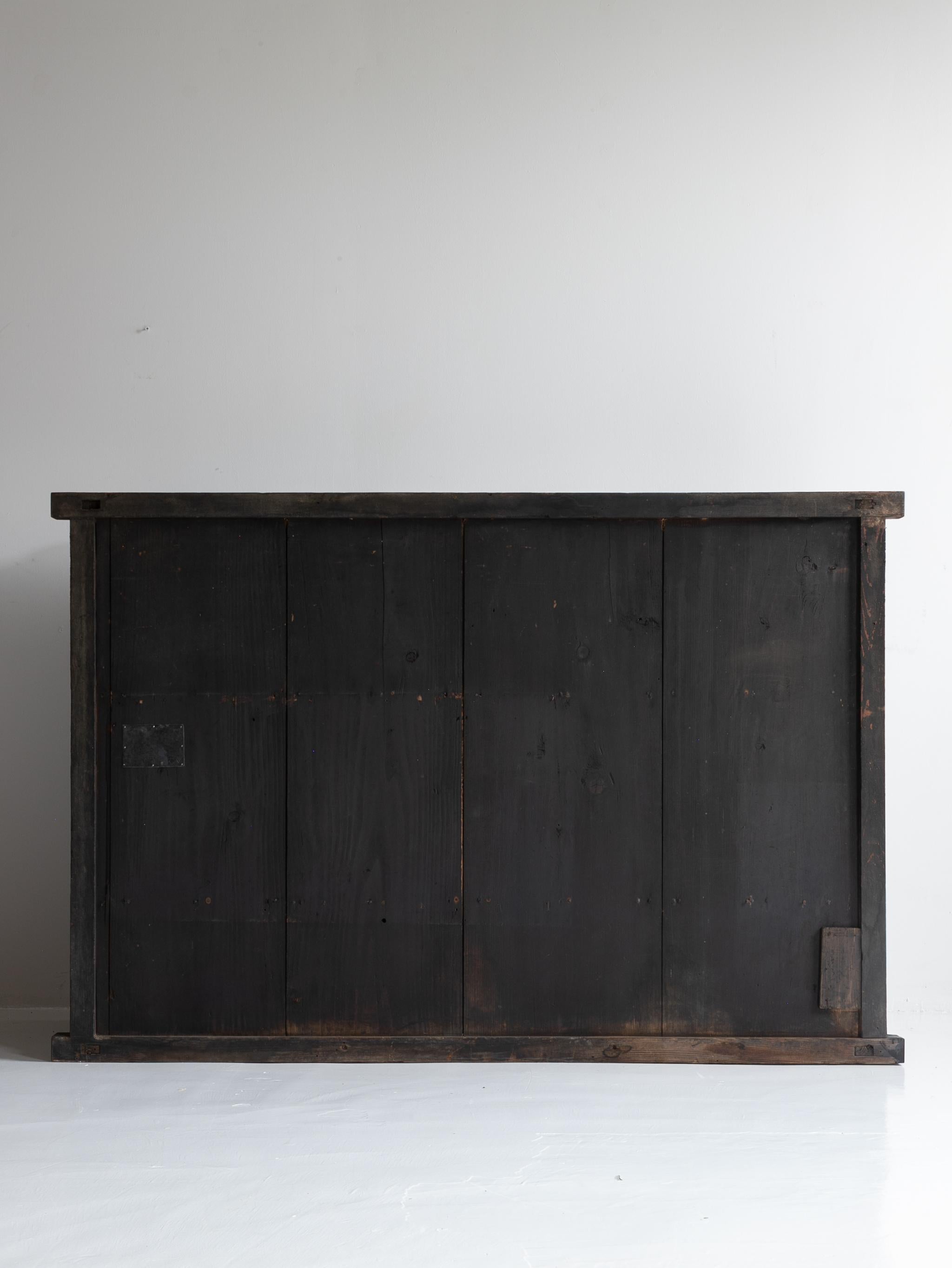 Japanese Antique Tansu 1860s-1900s / Sideboard Wabi Sabi For Sale 9