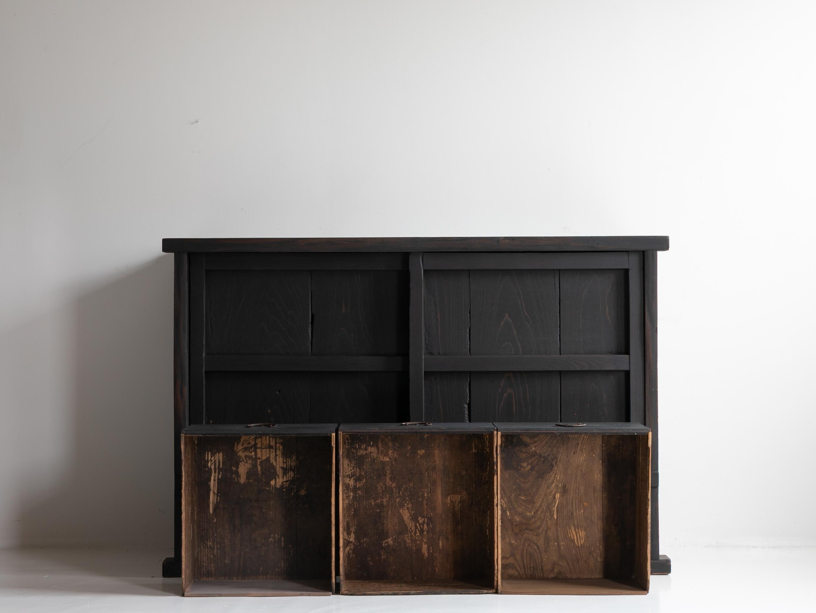 Japanese Antique Tansu 1860s-1900s / Sideboard Wabi Sabi For Sale 2