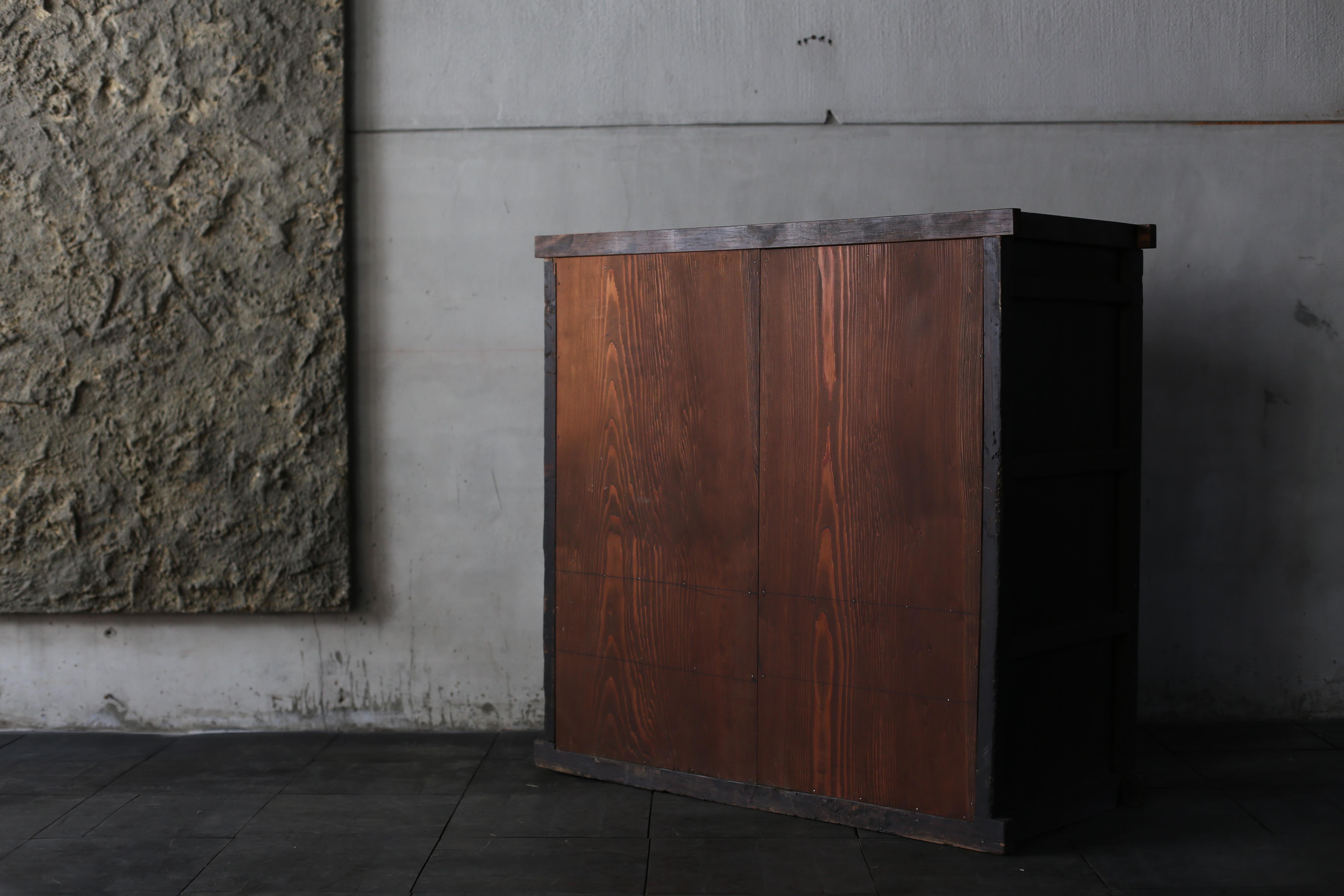 Ancienne commode japonaise Tansu 1860s-1920s Bon état - En vente à Sammu-shi, Chiba