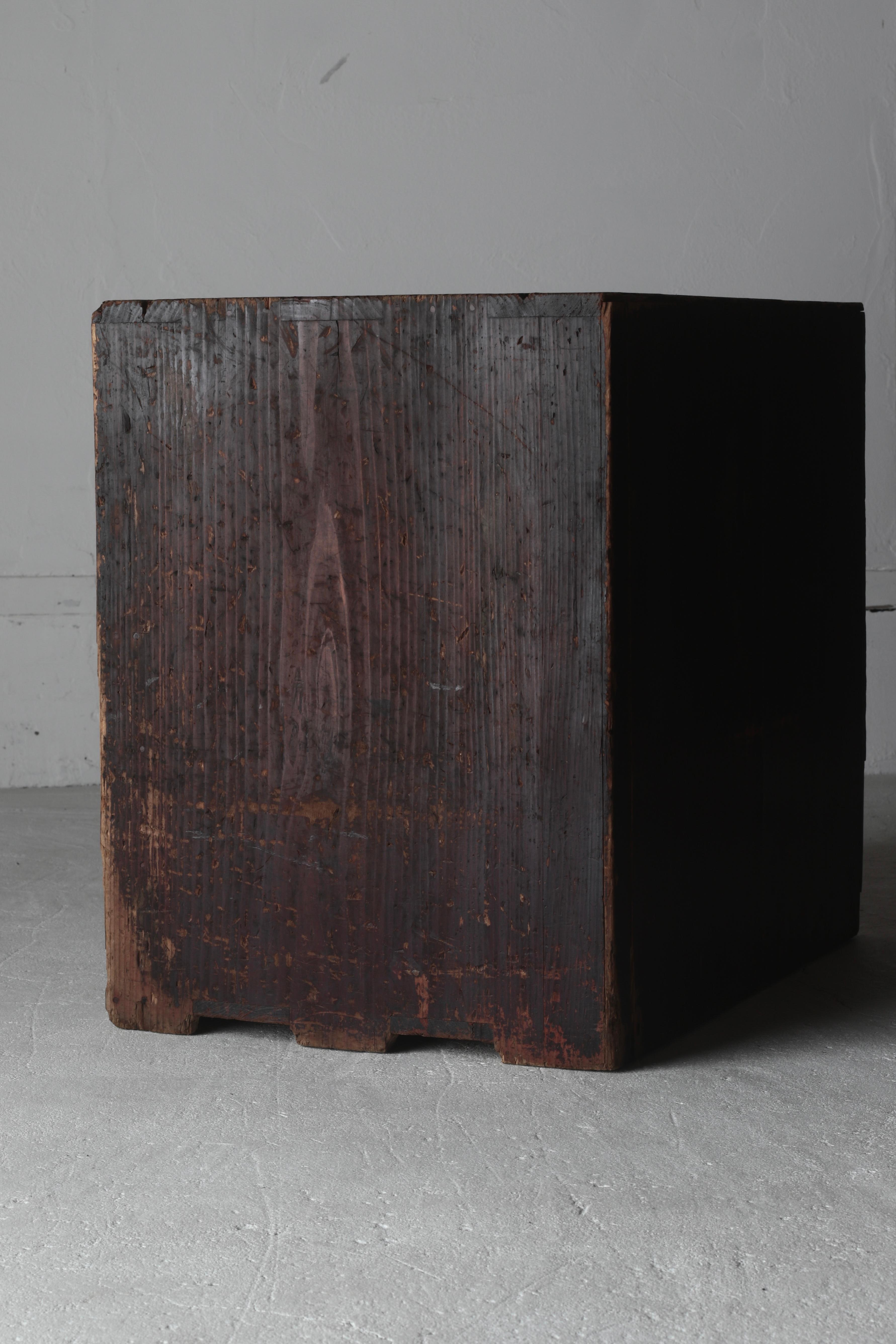 Tansu / Cabinet japonais ancien  Drapeau de la période Meiji Wabi-Sabi Mingei 3