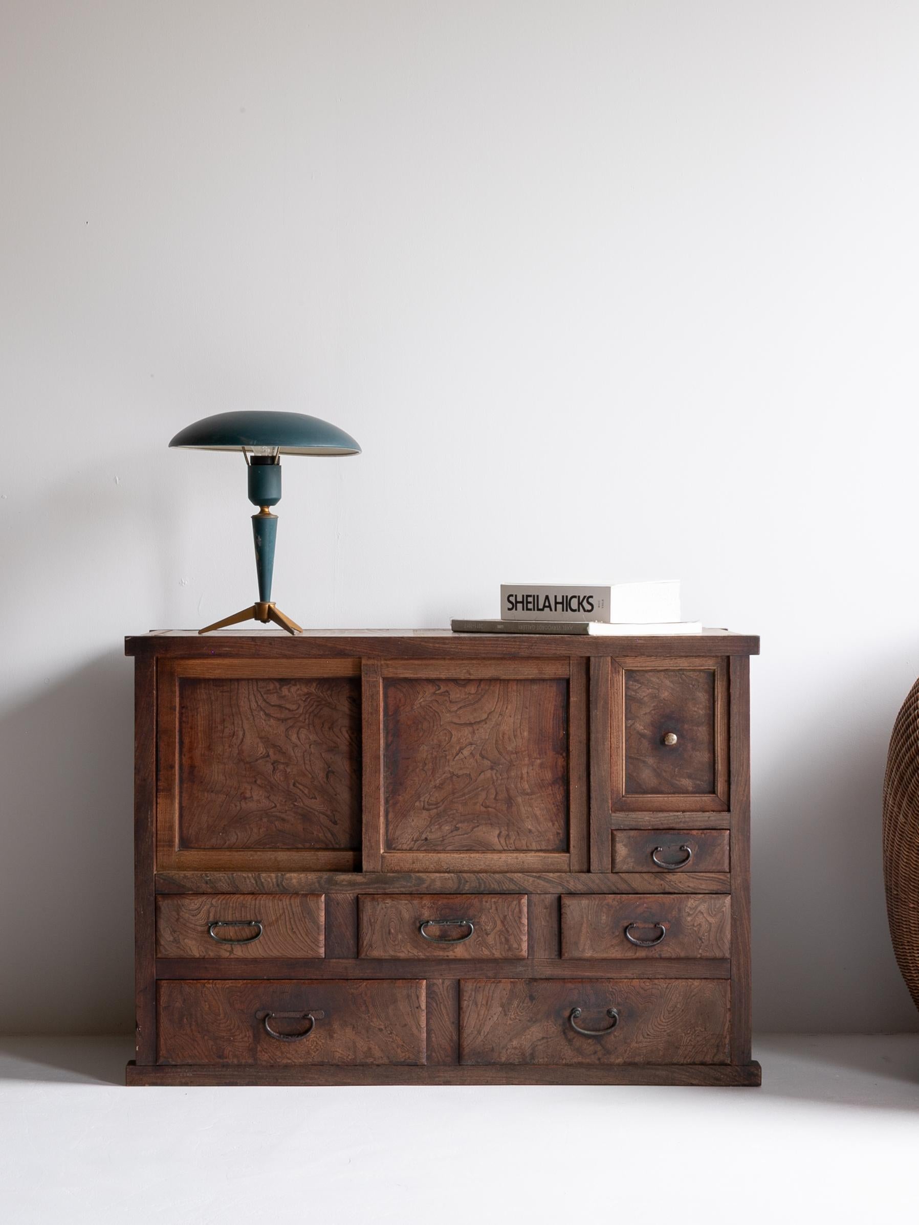 Woodwork Japanese Antique Tansu Cabinet / Taishō–Shōwa Period 1910s–1940s For Sale