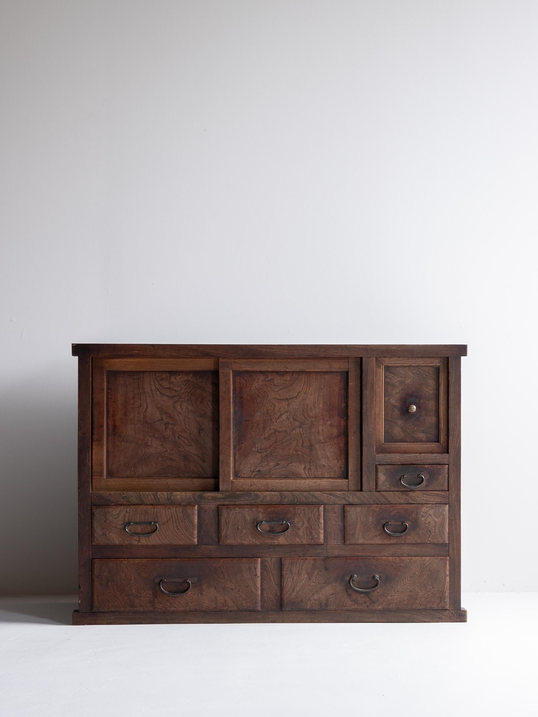 20th Century Japanese Antique Tansu Cabinet / Taishō–Shōwa Period 1910s–1940s For Sale