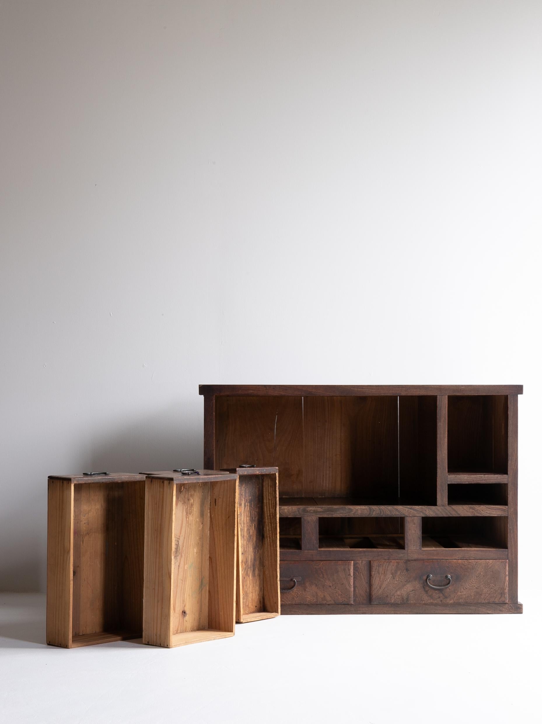 Japanese Antique Tansu Cabinet / Taishō–Shōwa Period 1910s–1940s For Sale 4