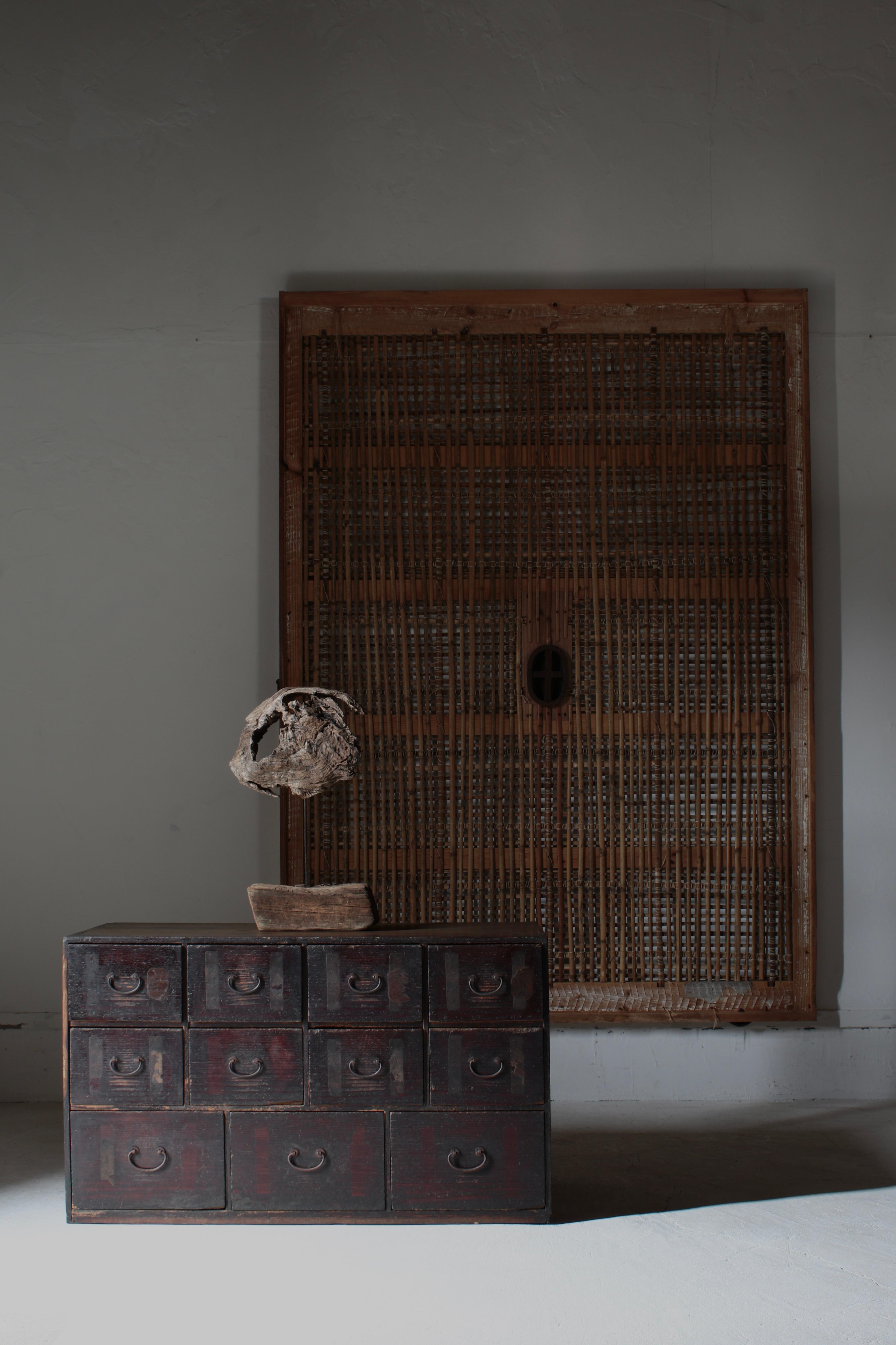 Antiker japanischer Tansu-Schrank mit Schubladenschrank / 1868-1912er Jahre / Wabi-Sabi Mingei (Meiji-Periode) im Angebot