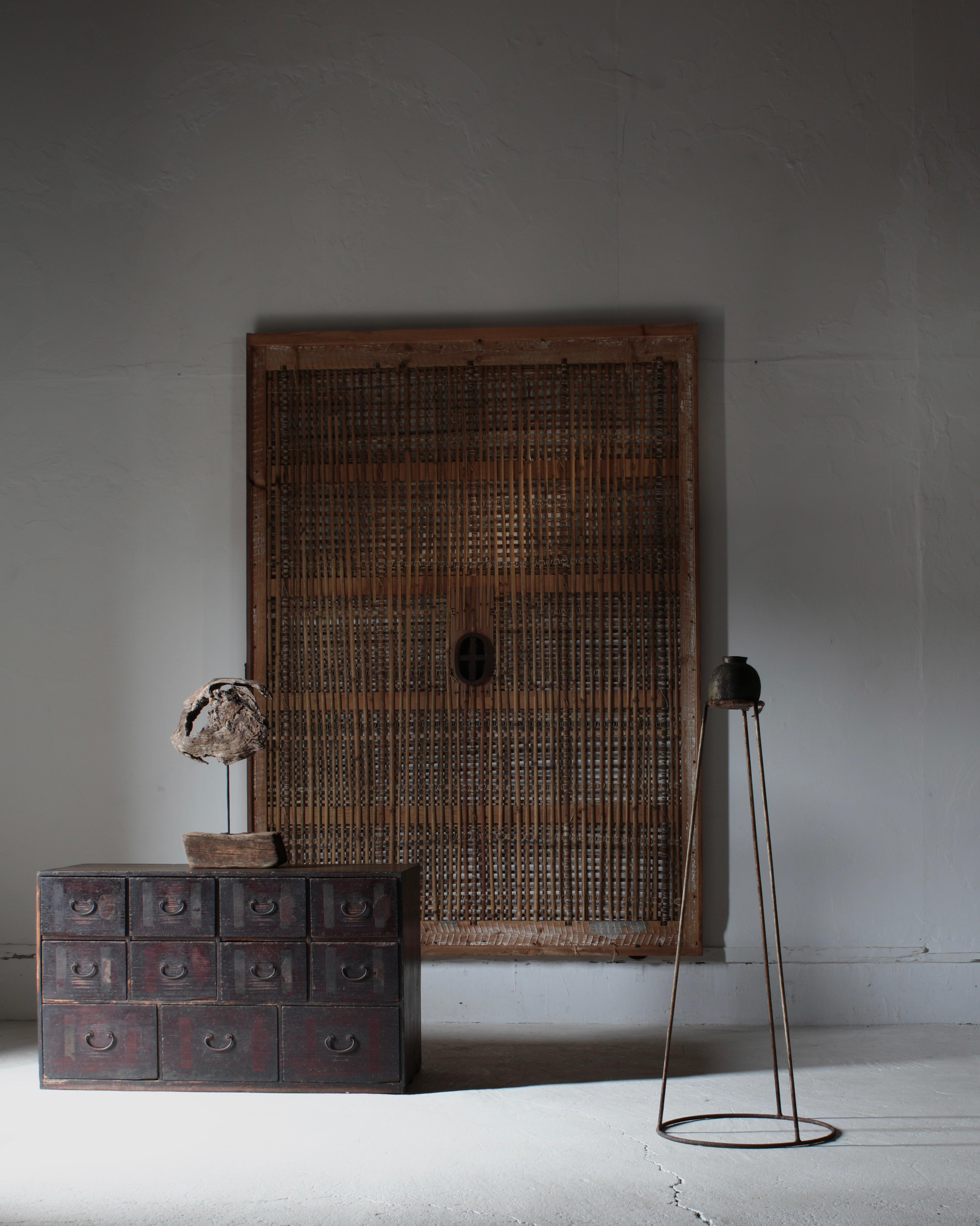 Antiker japanischer Tansu-Schrank mit Schubladenschrank / 1868-1912er Jahre / Wabi-Sabi Mingei im Zustand „Gut“ im Angebot in Iwate-gun Shizukuishi-cho, Iwate Prefecture