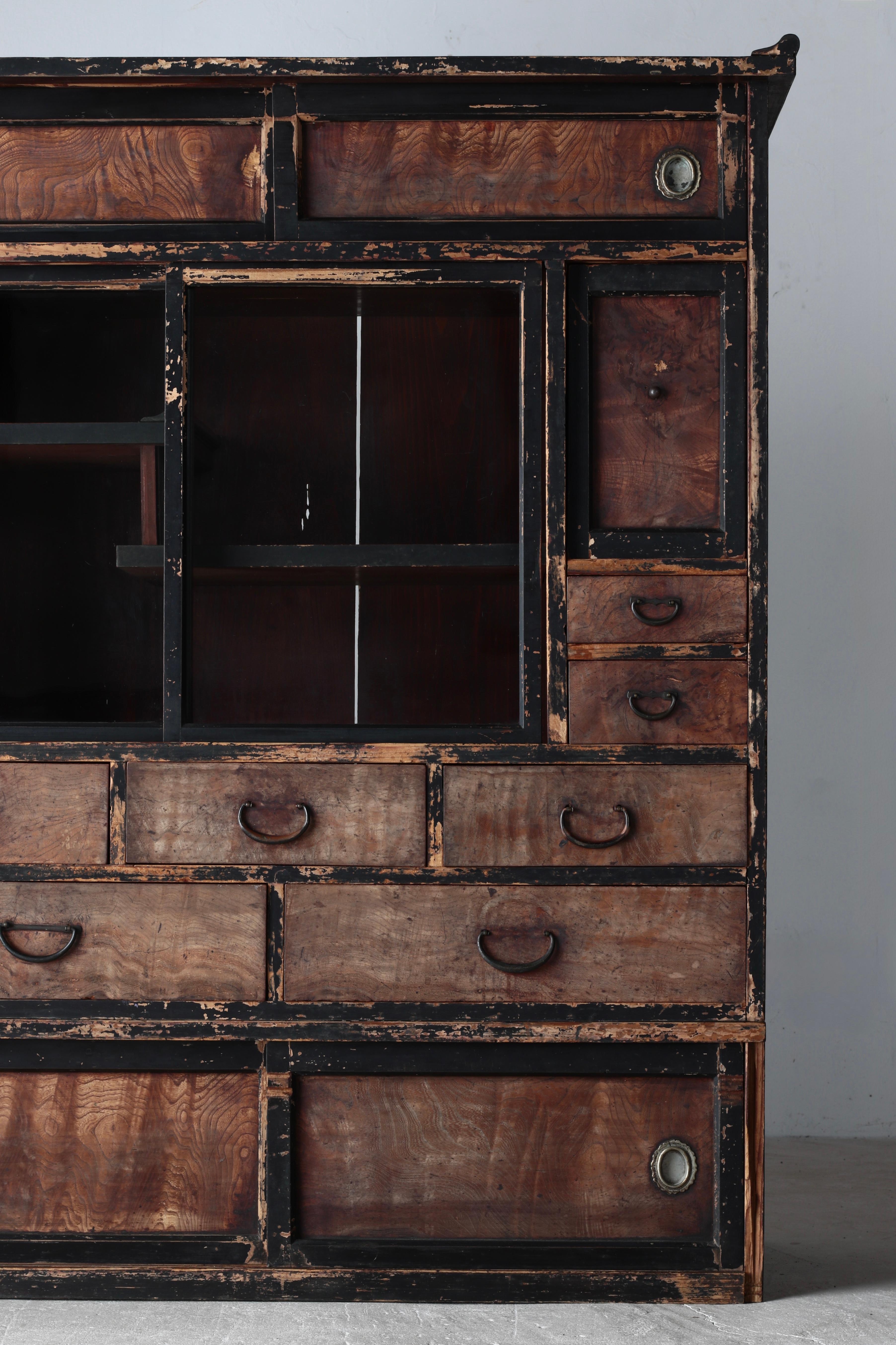 Meiji Antico gabinetto giapponese per il tè / Deposito per tansu / Circa 1900 / Wabi-sabi in vendita