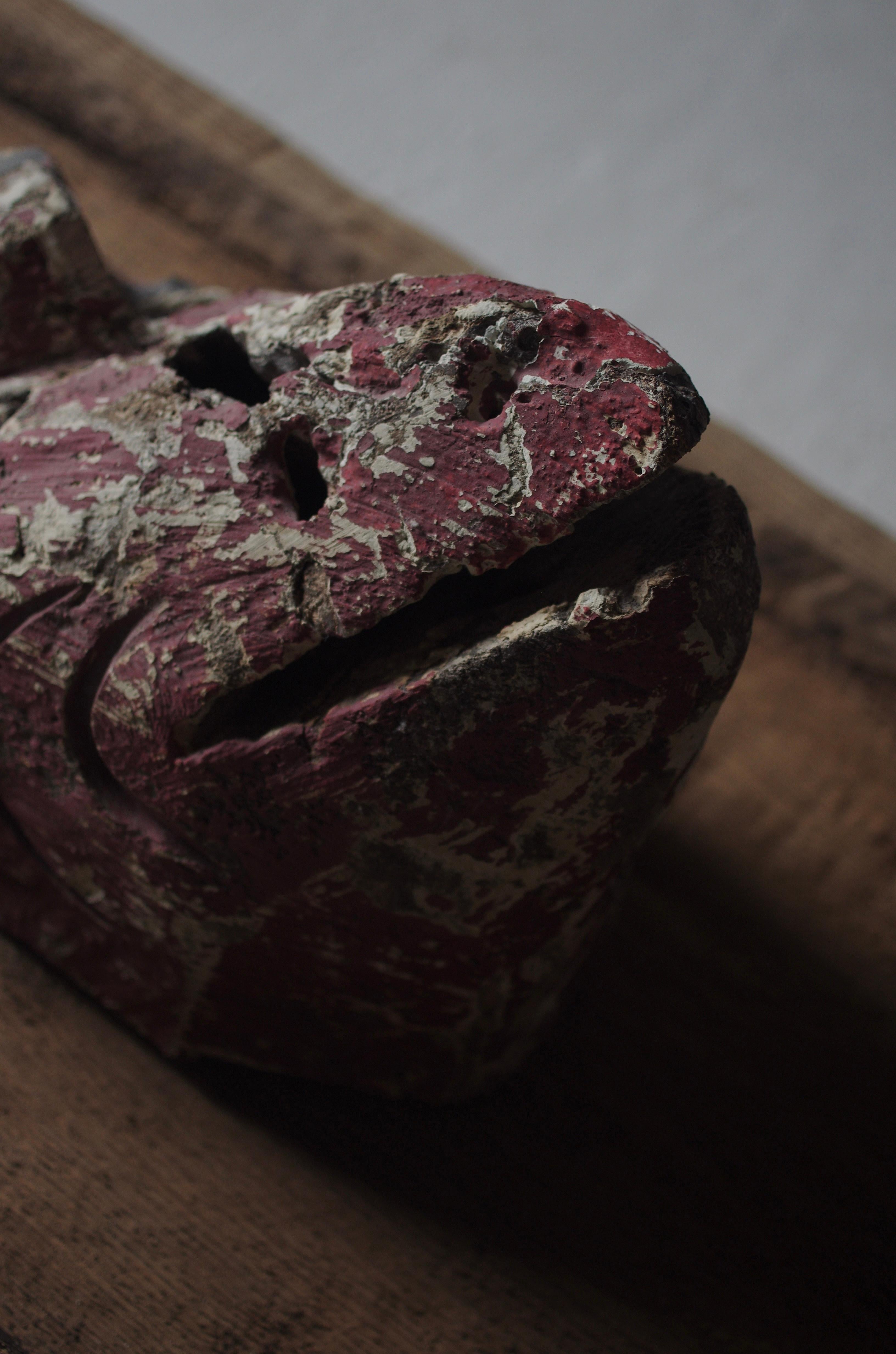 Cara de Tengu Japonés Antiguo / Objeto / 1868-1912s / Wabi-sabi Mingei en venta 7