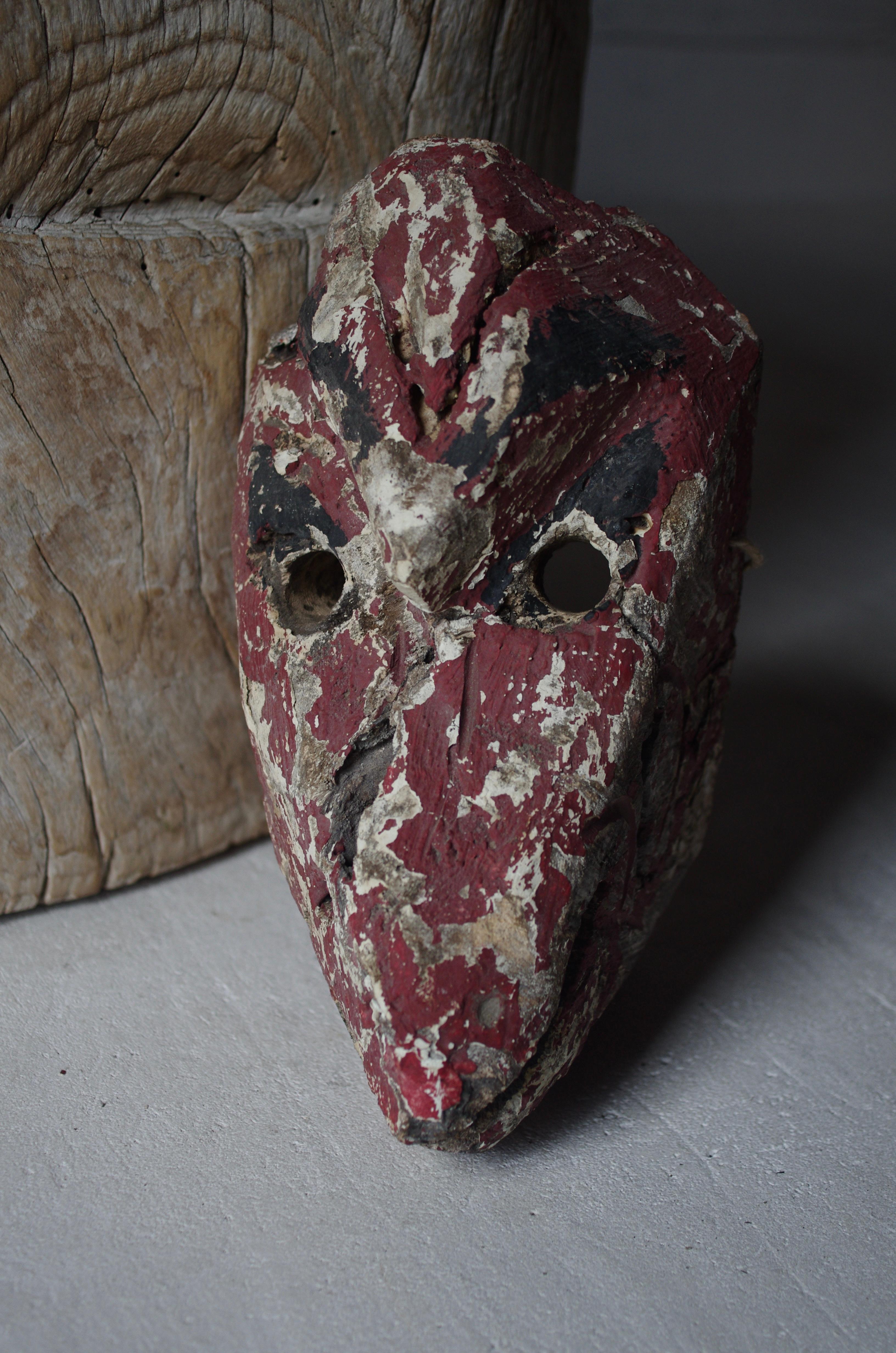 Cara de Tengu Japonés Antiguo / Objeto / 1868-1912s / Wabi-sabi Mingei en venta 9