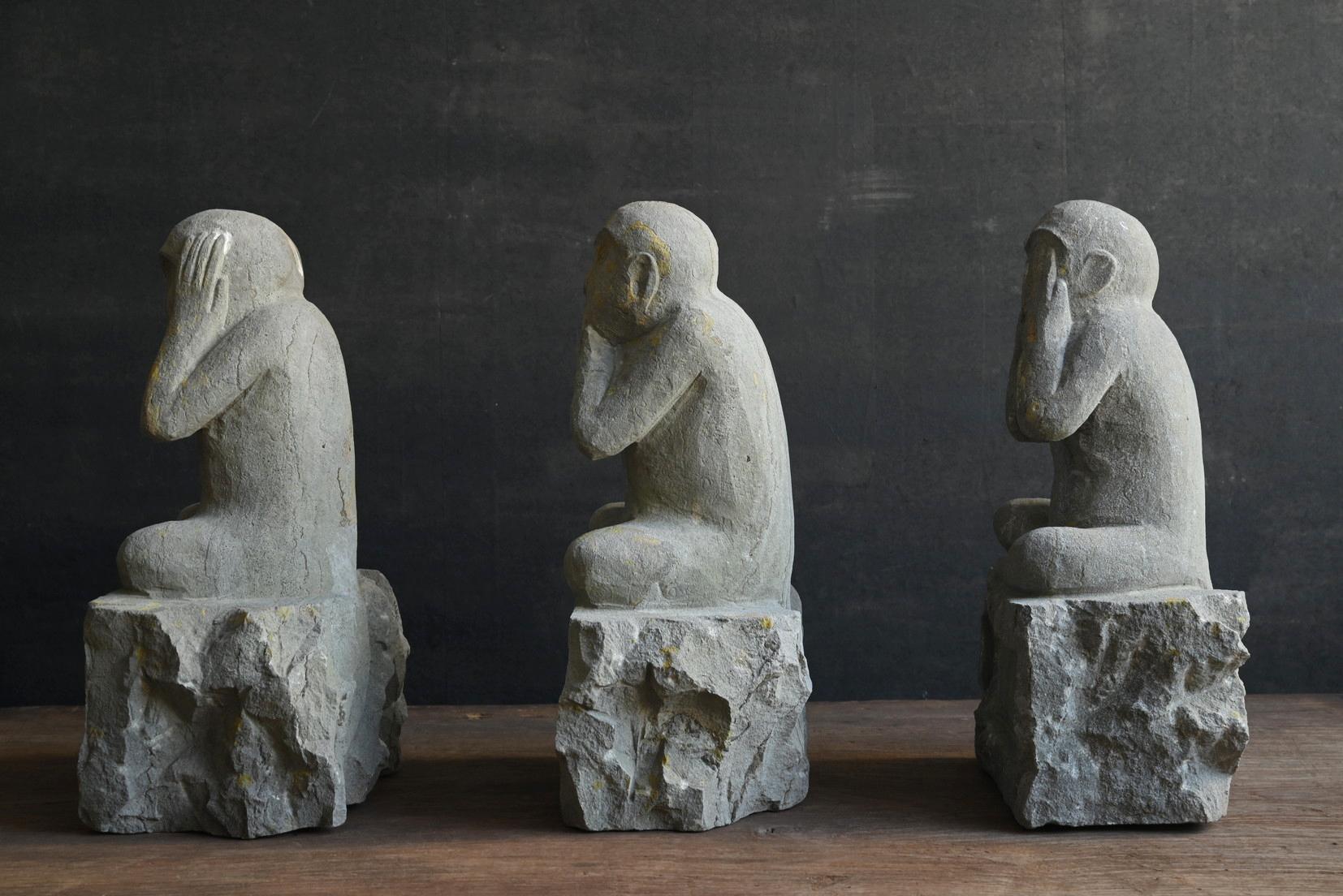 Hand-Carved Japanese antique: Three monkeys from the Edo period / 19th century / 