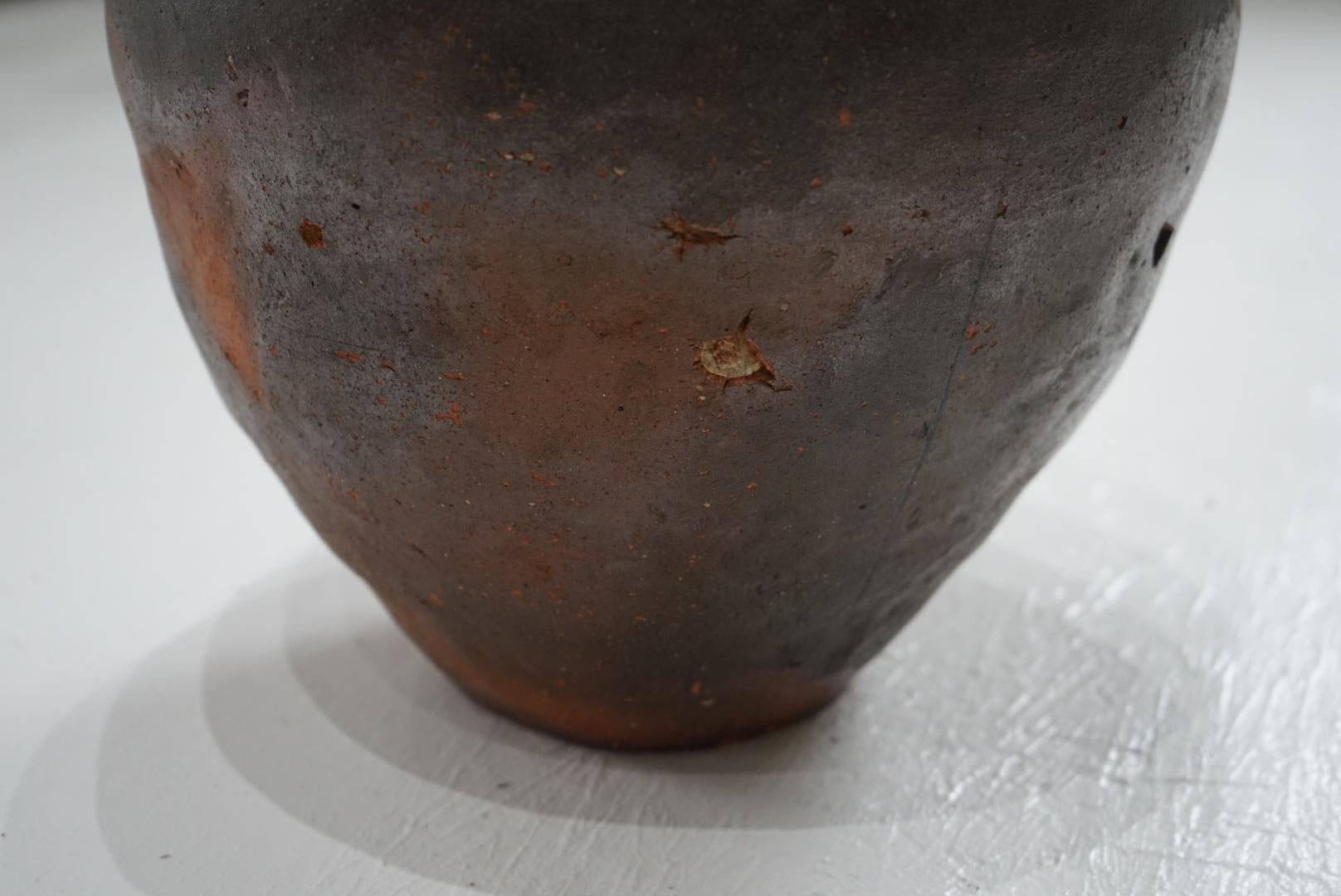 Japanese Antique Tsubo pot Flower Vase Wabi-Sabi For Sale 2