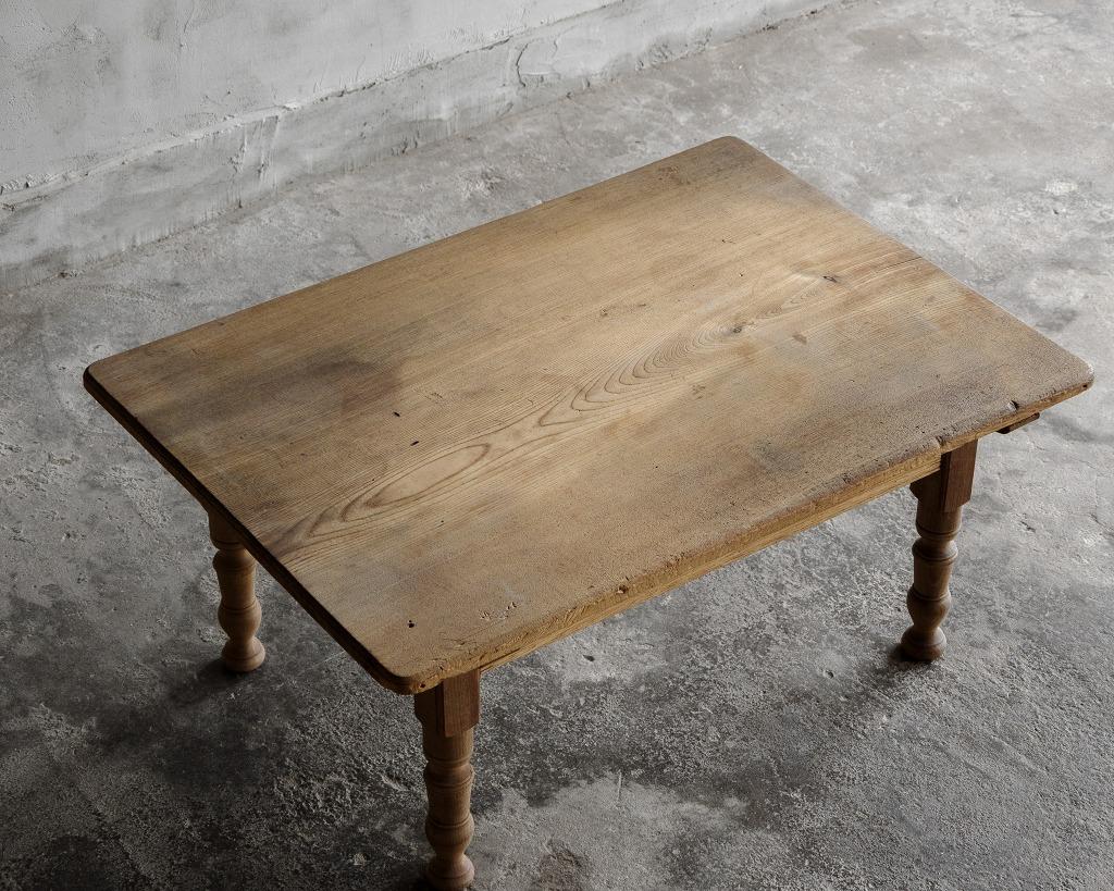 Japanese Antique Turned Leg Low Table, Taisho Era'1912-1926', Wabi Sabi 5