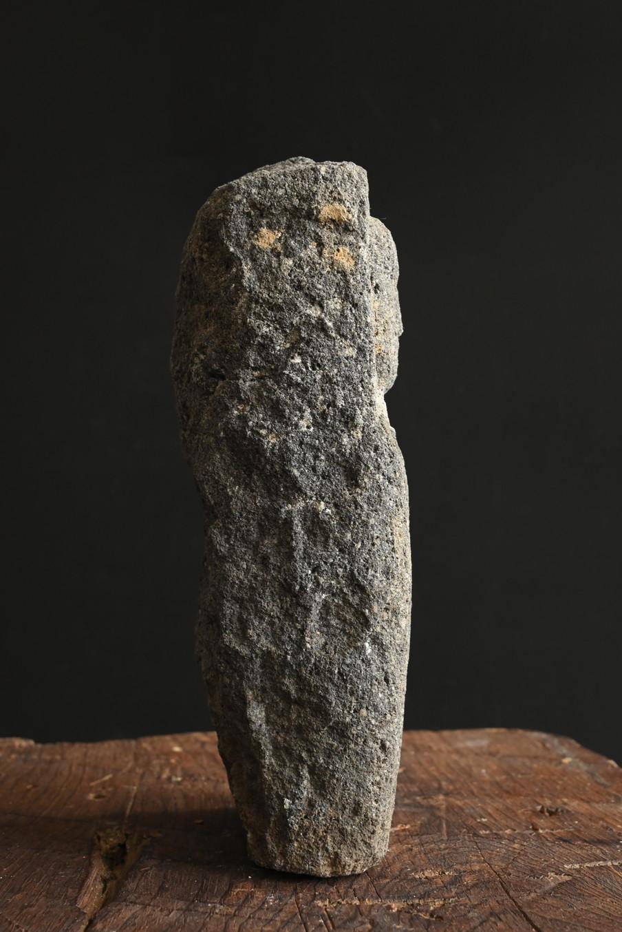 statue japonaise ancienne en pierre de deux pièces représentant un moine/ Dieu de la route/Période Edo en vente 2