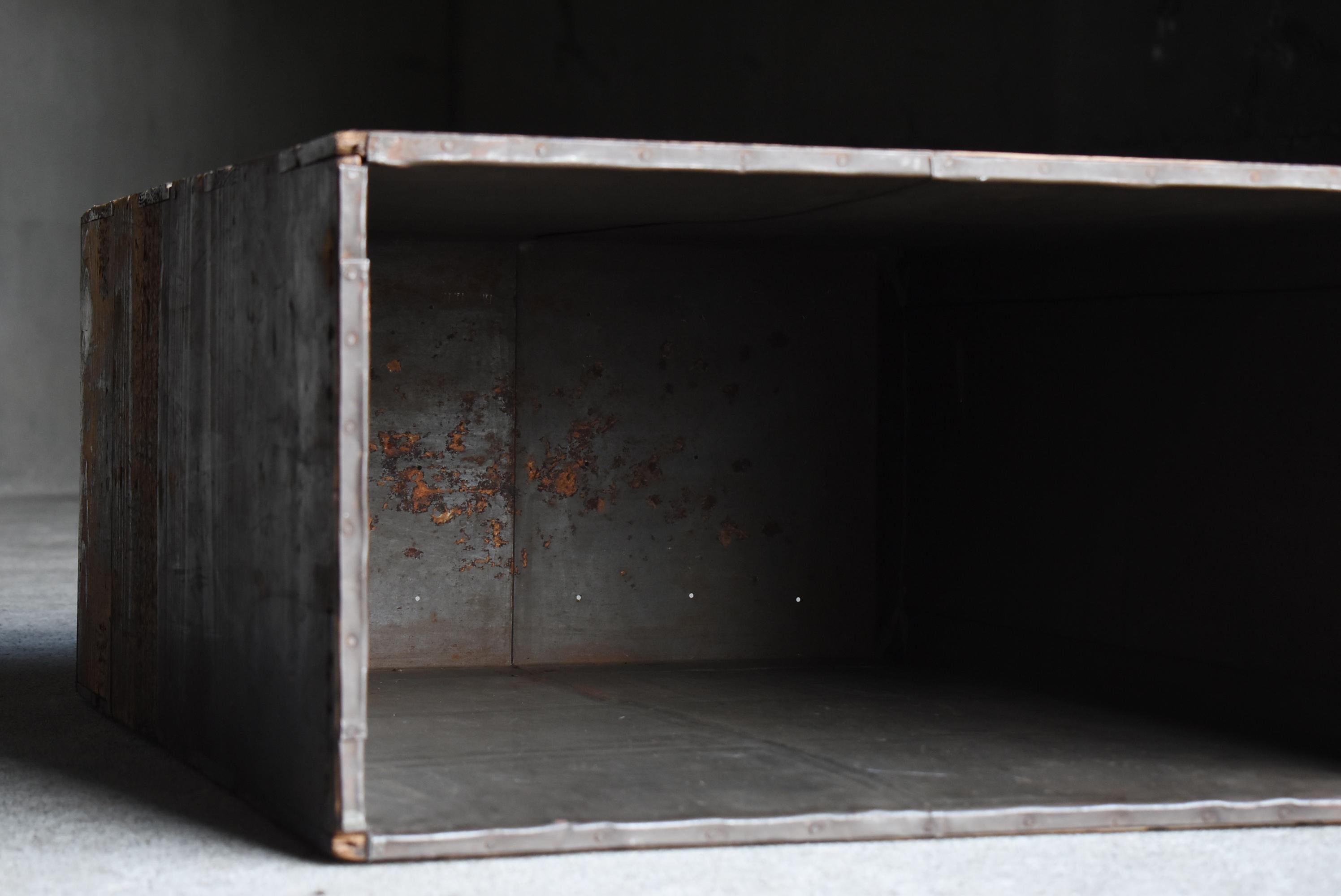 Japanese Antique Umbrella Stand 1900s-1940s / Wabi Sabi en vente 6