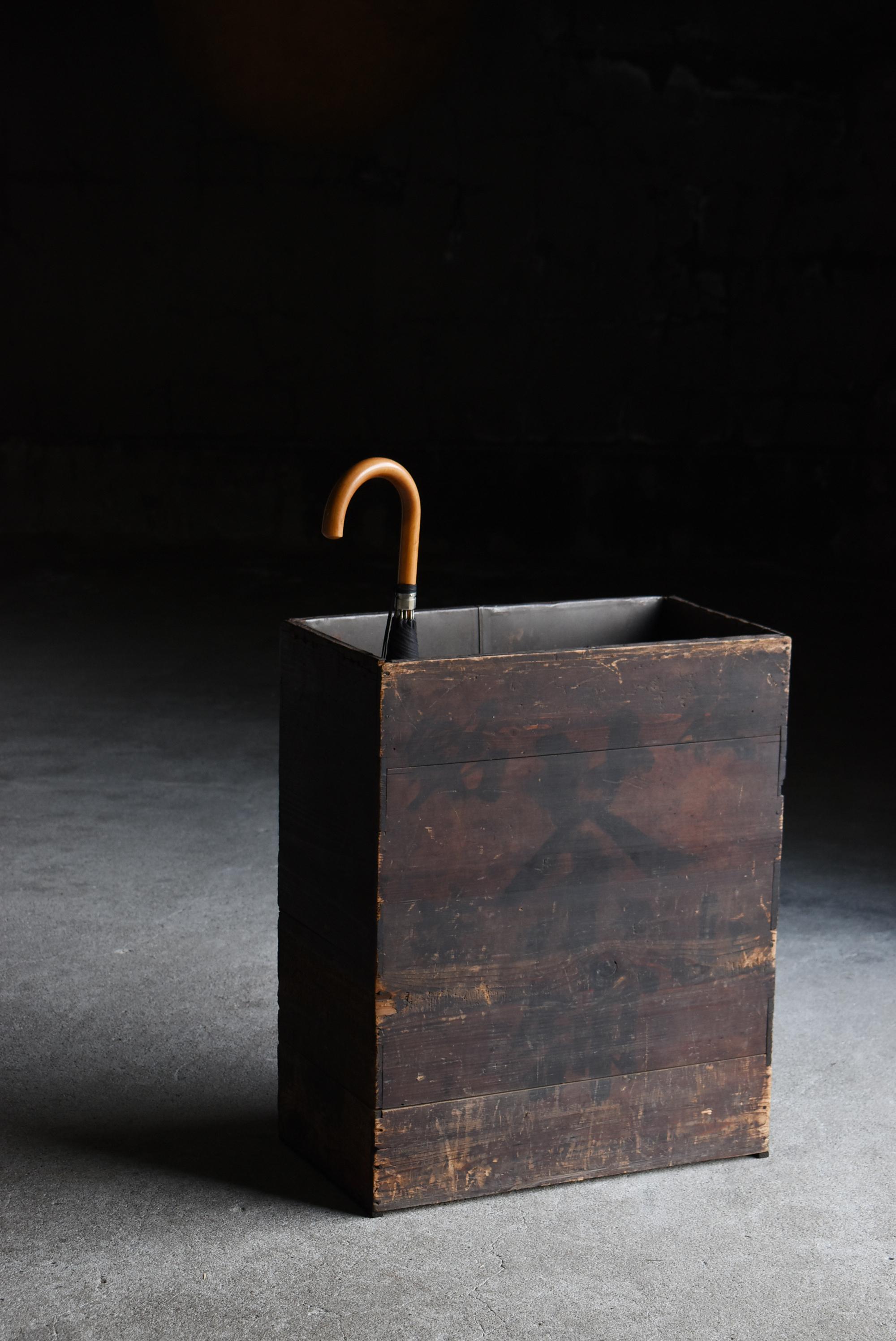 Japanese Antique Umbrella Stand 1900s-1940s / Wabi Sabi en vente 7