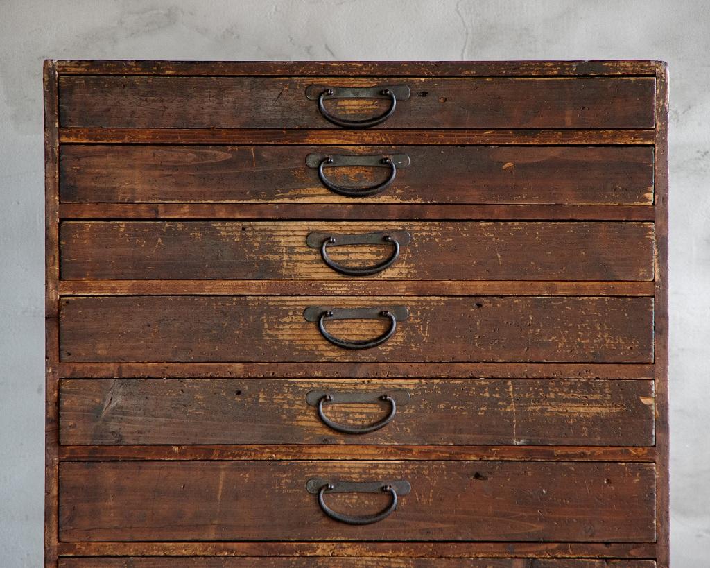 Ancienne commode verticale japonaise de l'ère Meiji (1868-1912), Wabi Sabi en vente 6