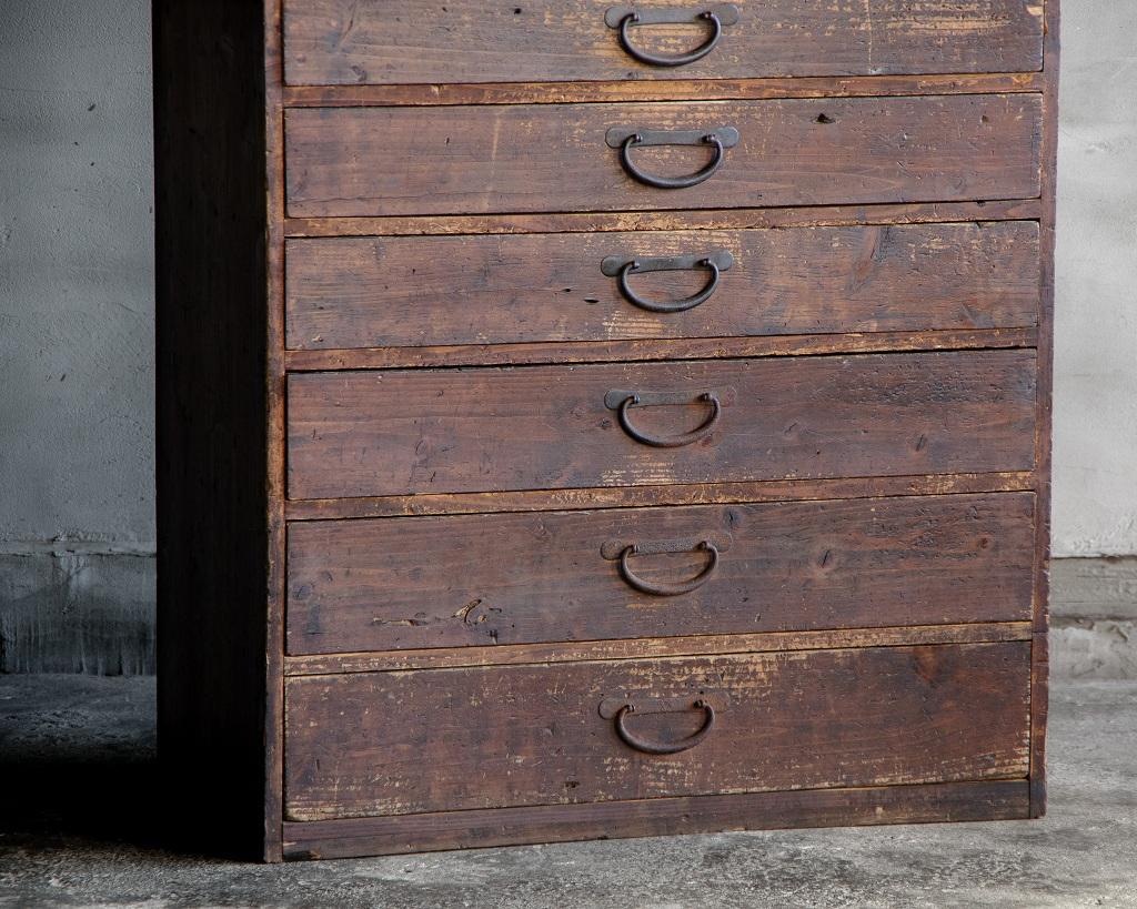 Ancienne commode verticale japonaise de l'ère Meiji (1868-1912), Wabi Sabi en vente 7