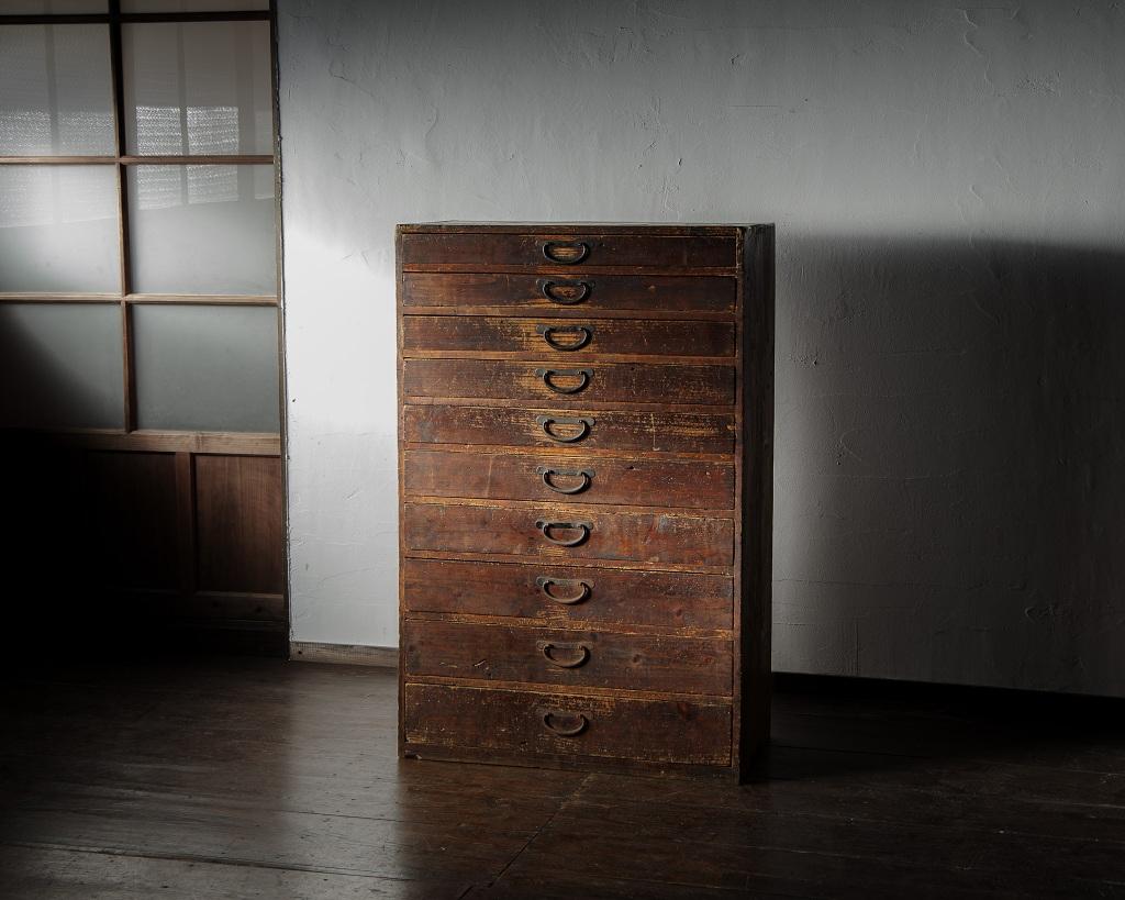Ancienne commode verticale japonaise de l'ère Meiji (1868-1912), Wabi Sabi en vente 2