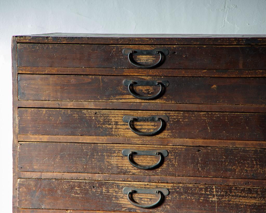 Ancienne commode verticale japonaise de l'ère Meiji (1868-1912), Wabi Sabi en vente 3