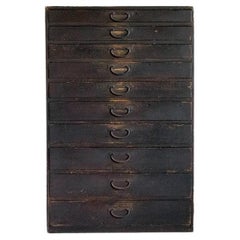 Commodes and Chests of Drawers