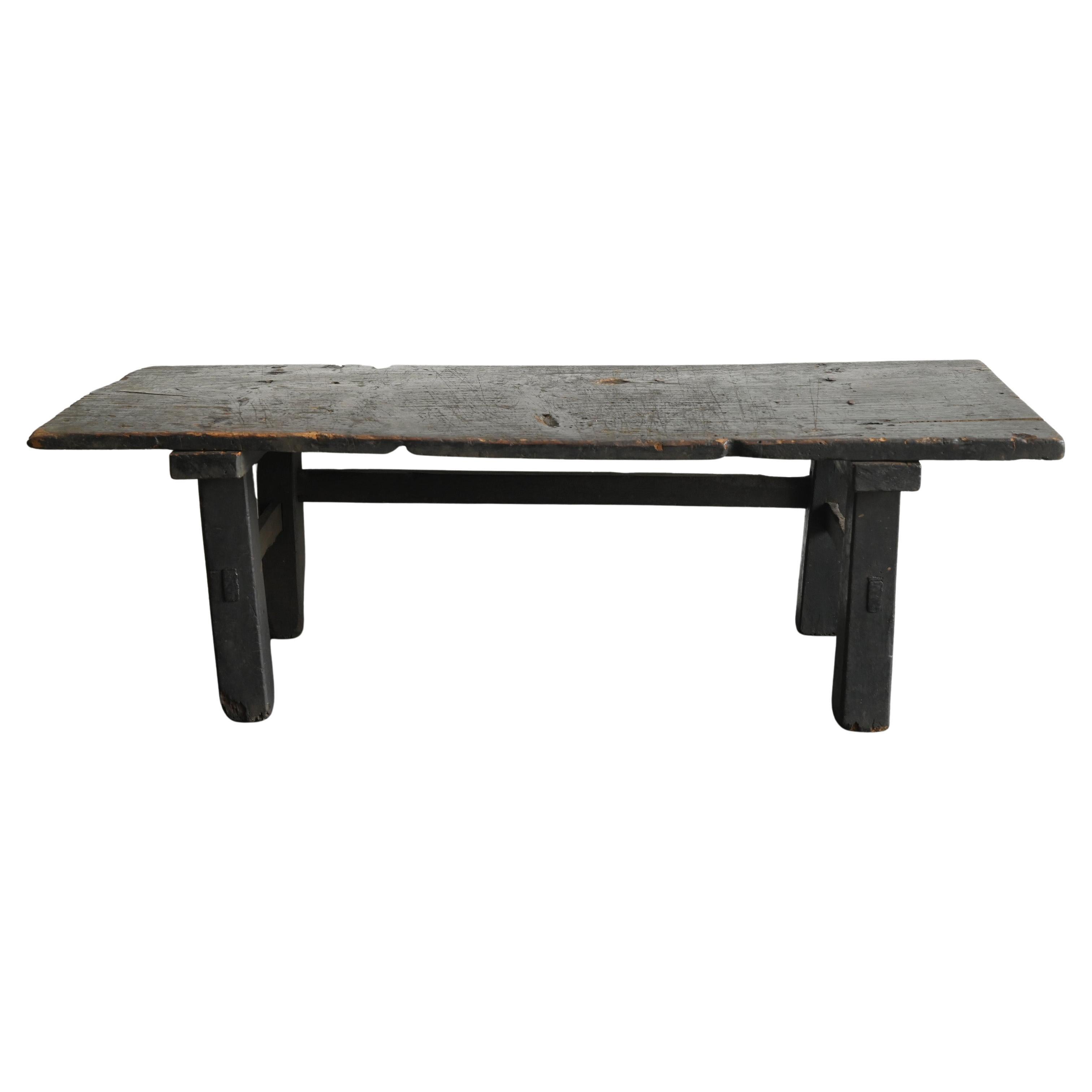 Table basse japonaise ancienne wabi-sabi noire / 1850-1912 / petite table