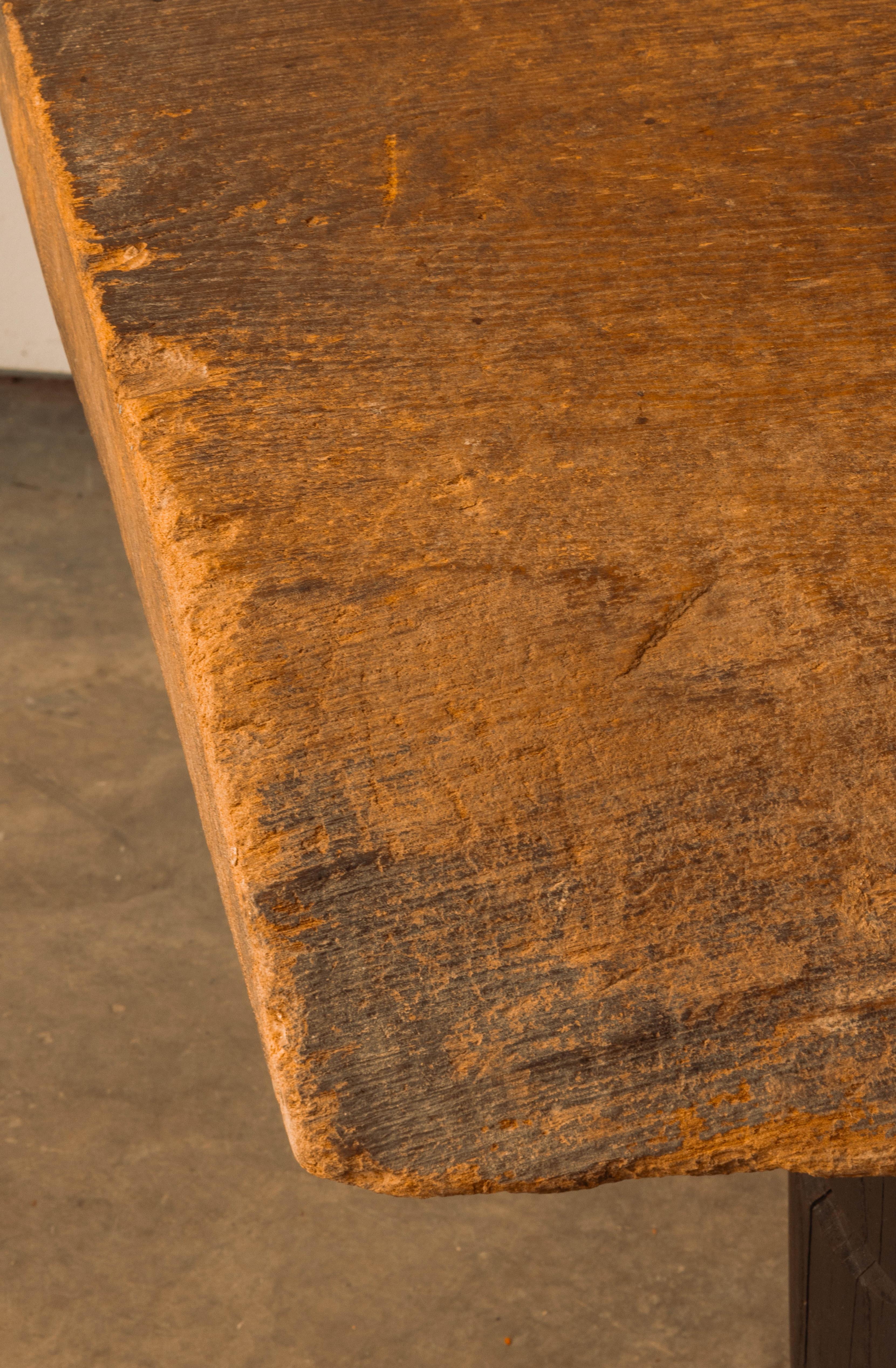 Japanischer antiker Wabi Sabi Couchtisch (Holz) im Angebot