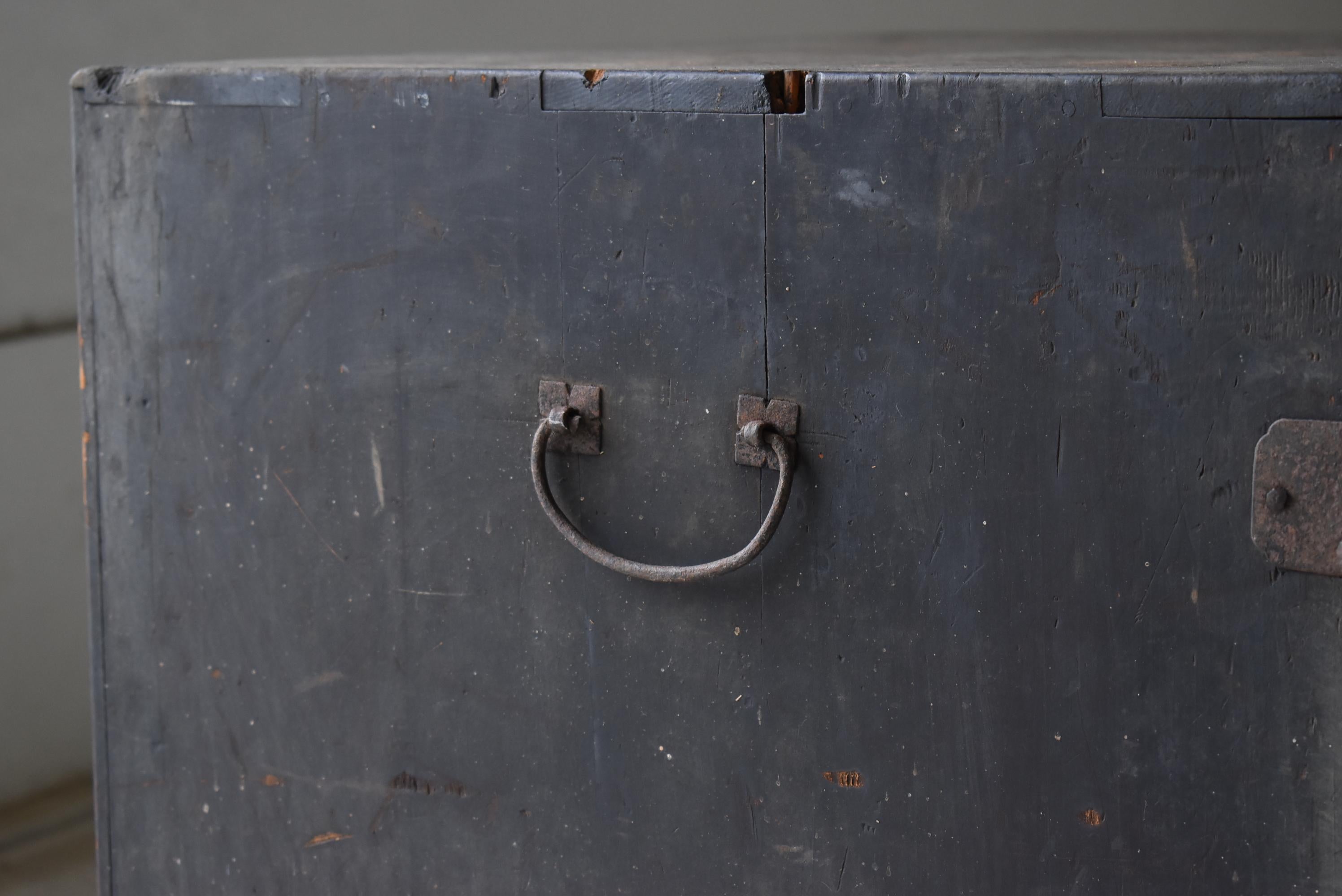 Japanese Antique Wabi Sabi Drawer 1860s-1900s / Tansu Storage Cabinet Mingei For Sale 8