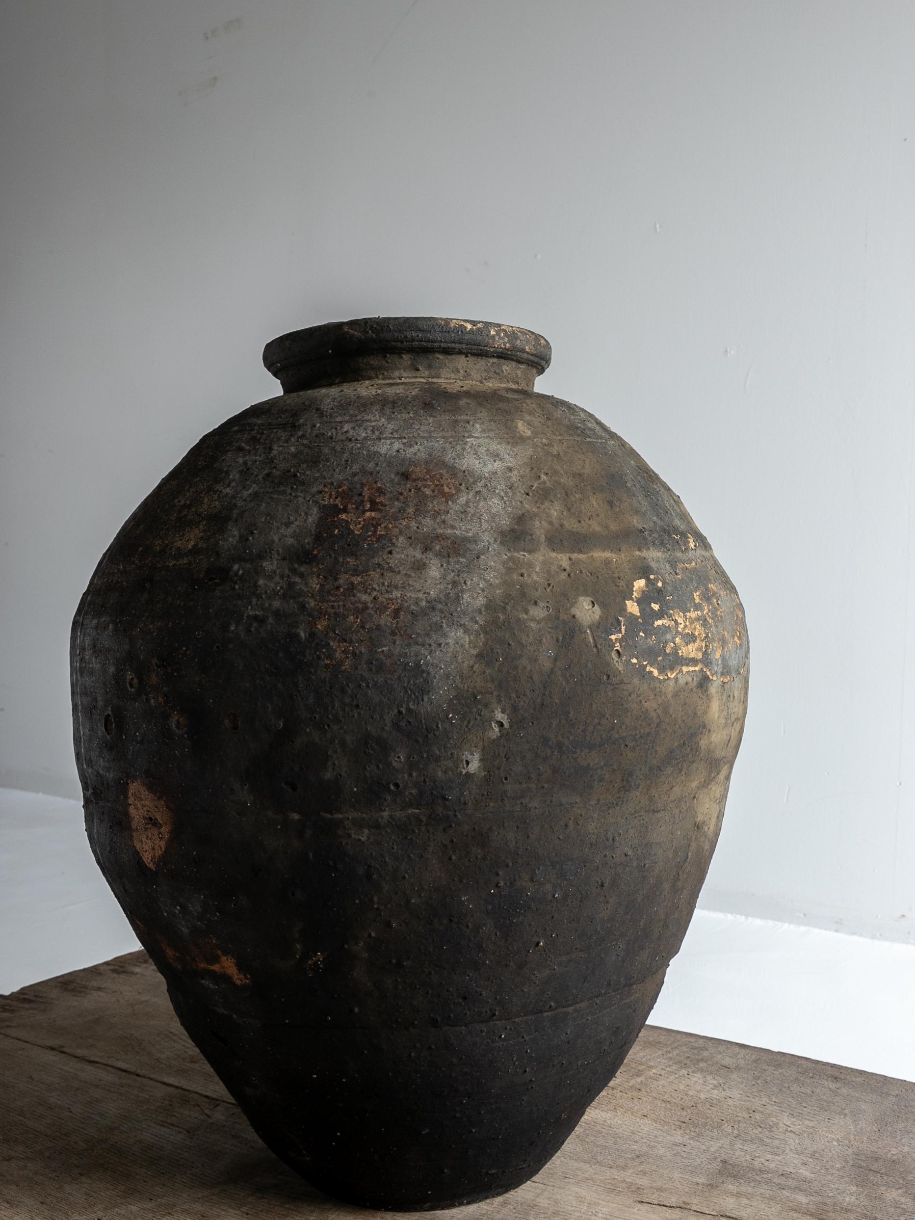 Japanese Antique Wabi-Sabi Edo Pottery Vase 1800s-1860s / Tsubo in vendita 3