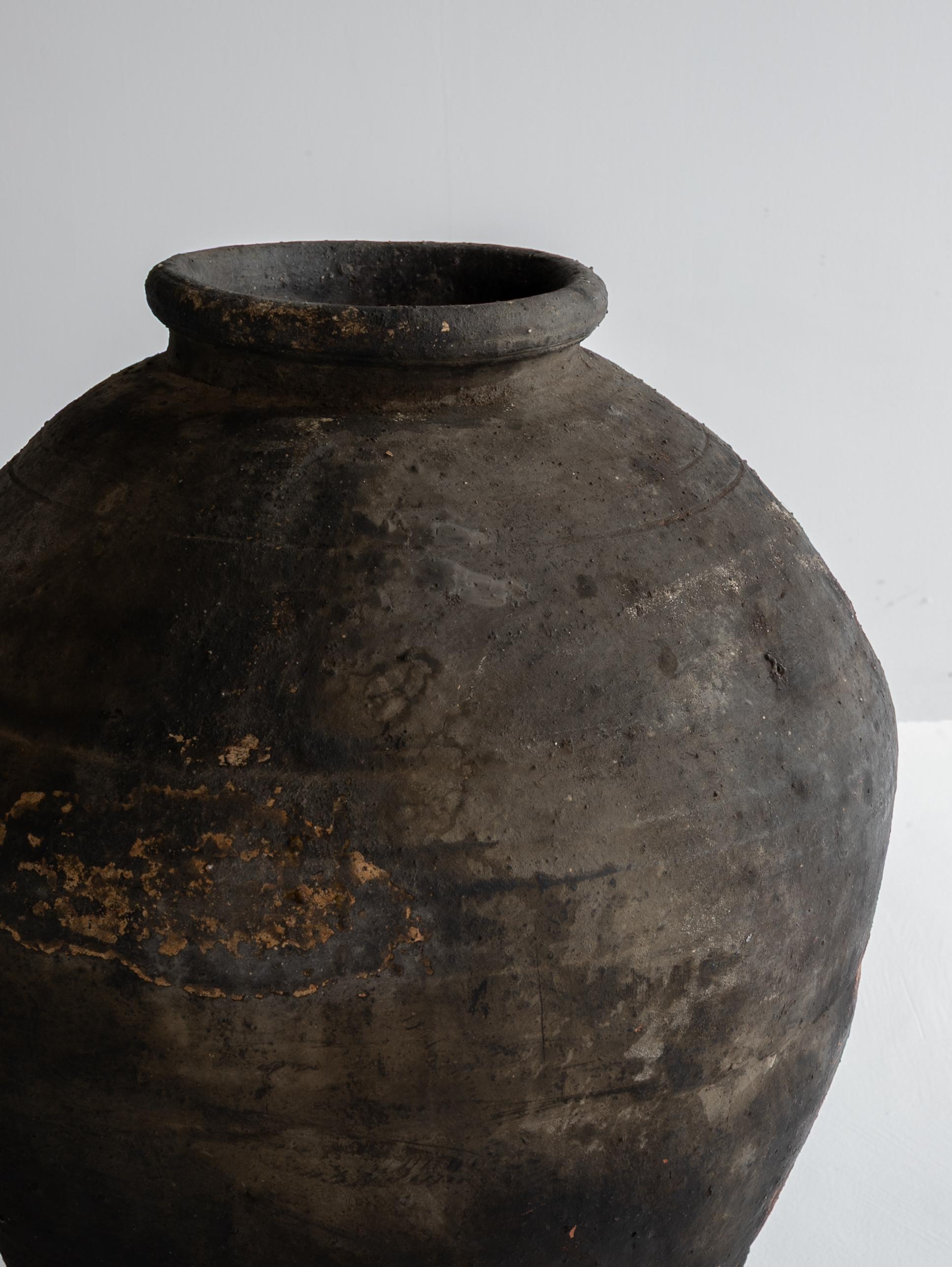 Japanese Antique Wabi-Sabi Edo Pottery Vase 1800s-1860s / Tsubo in vendita 8