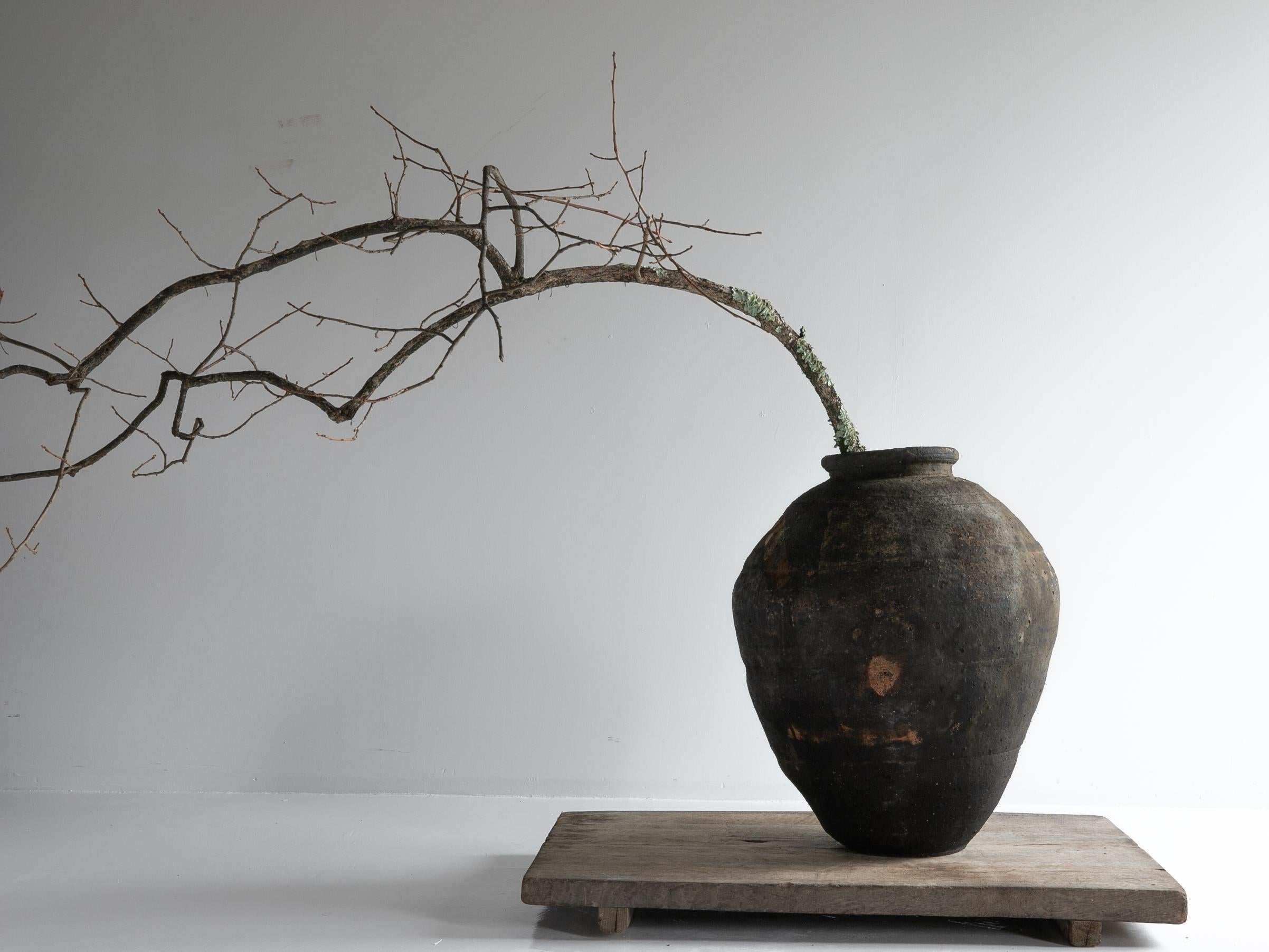 Giapponese Japanese Antique Wabi-Sabi Edo Pottery Vase 1800s-1860s / Tsubo in vendita