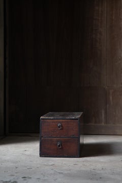 Expositor Antiguo Japonés Wabi-Sabi Keyaki y Pino Rojo con Cajones