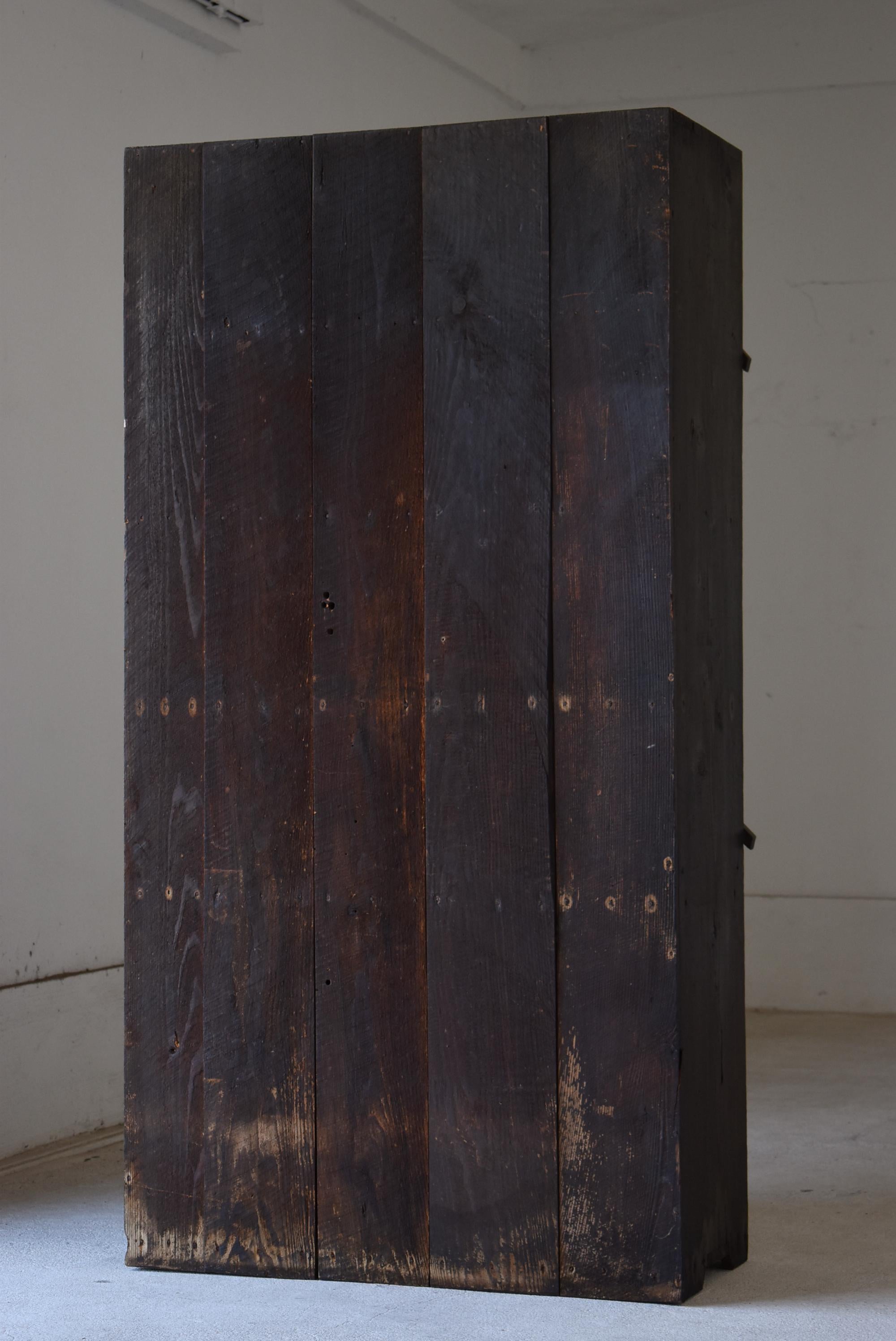 Japanese Antique Wabi-Sabi Large Cabinet 1860s-1900s / Black Tansu 11