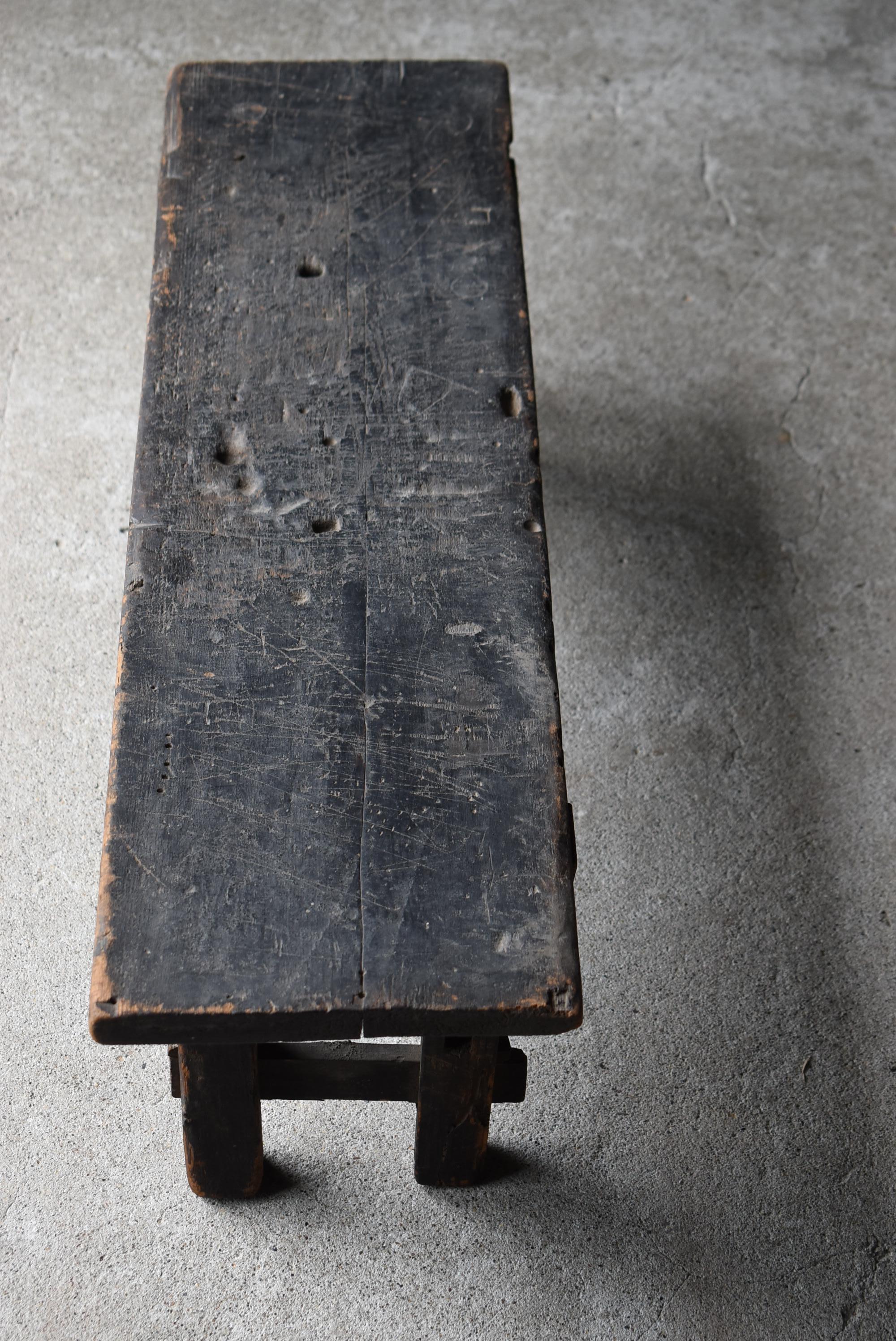 Japanese Antique Wabi-Sabi Low Table Edo period 1800s-1860s / Side Table For Sale 6