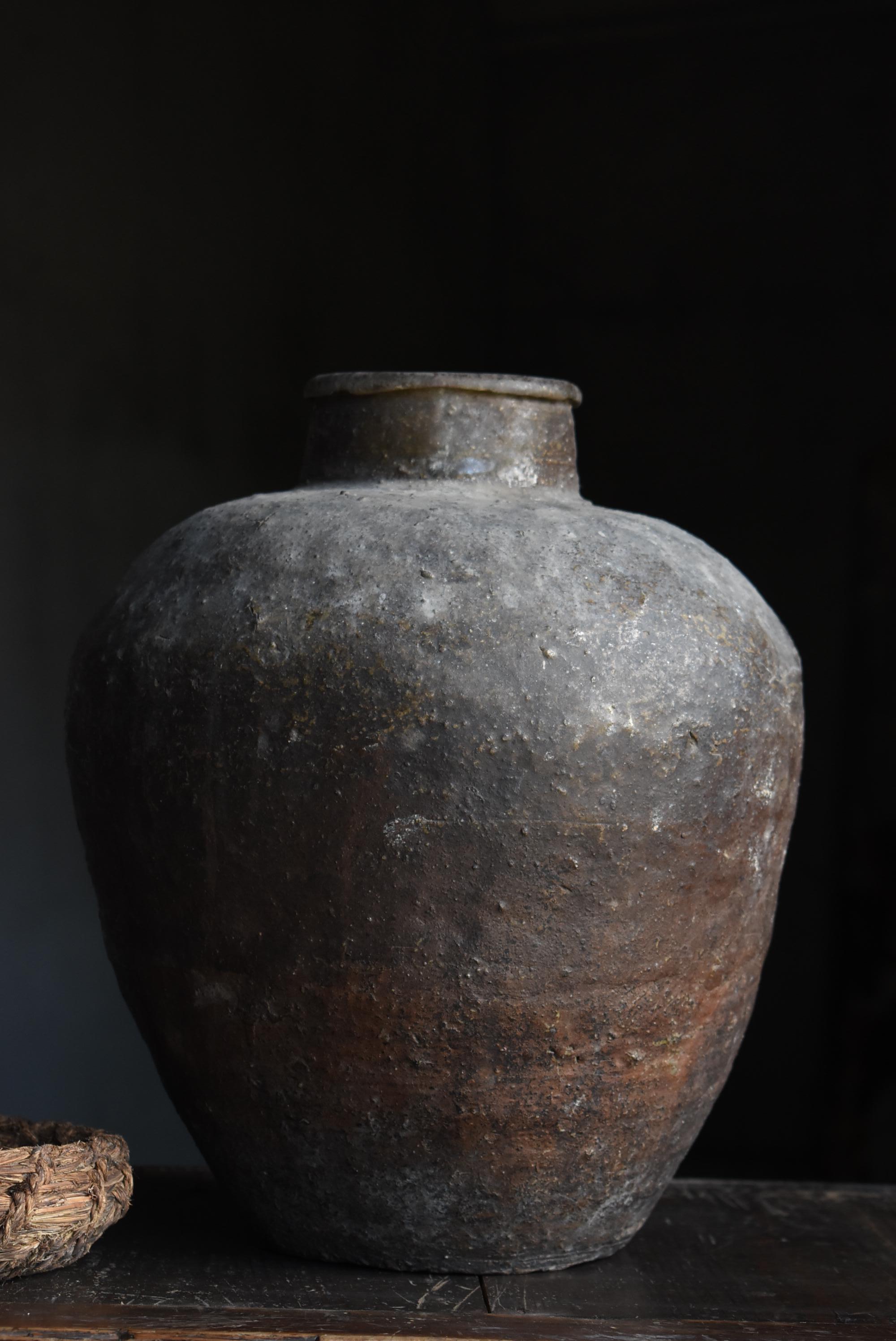 Japanese Antique Wabi-Sabi Pottery Vase 1800s-1860s / Tsubo 10